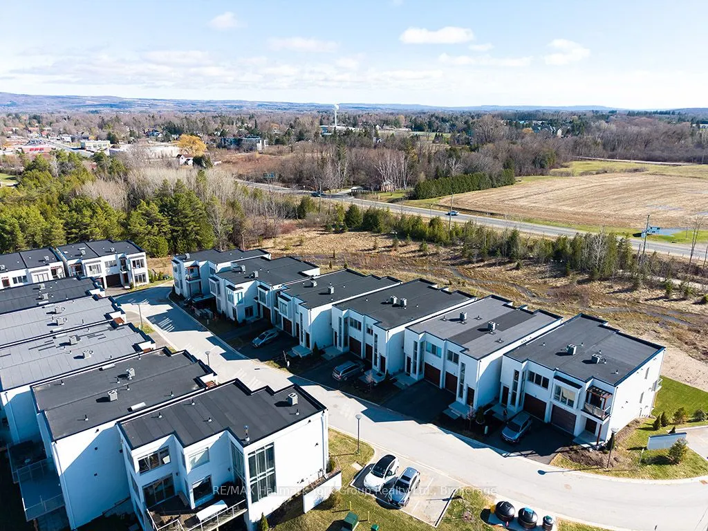 11 WATERVIEW Lane