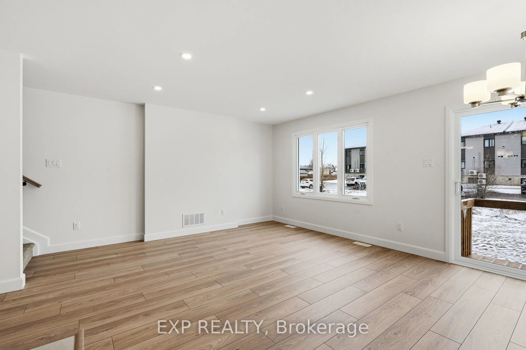 123 Lorie Street