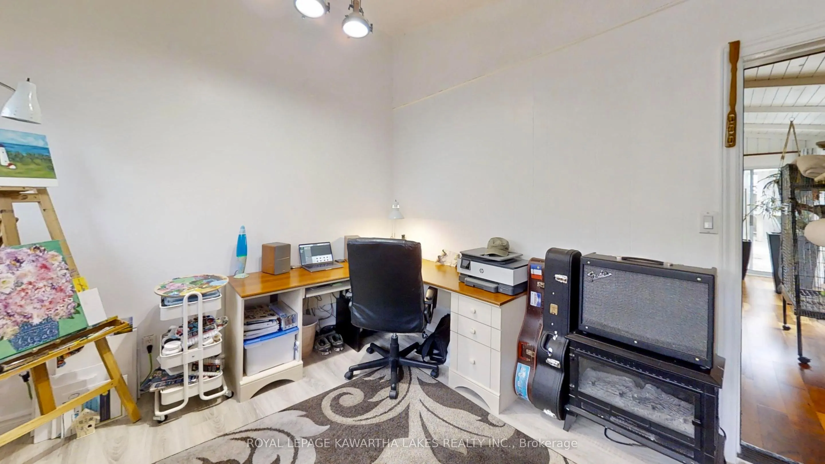 114 Colborne Street W