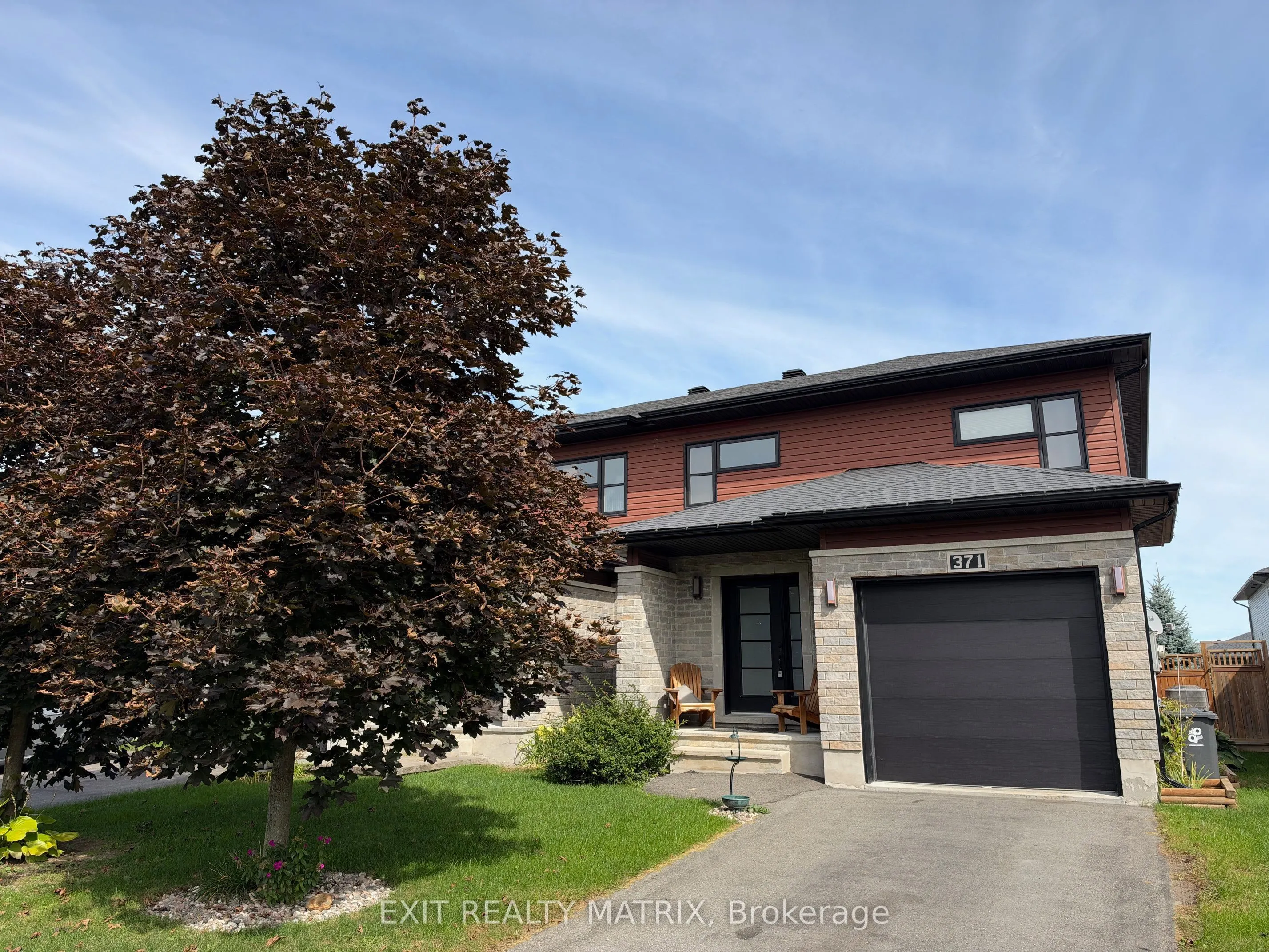 371 Trillium Circle S