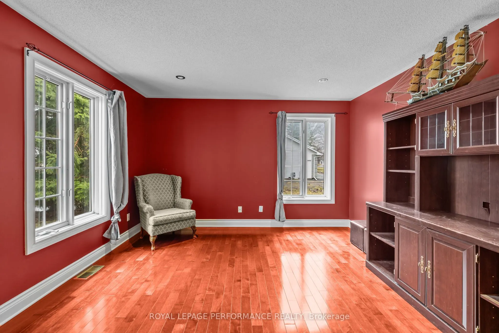 1007 St Pierre Road
