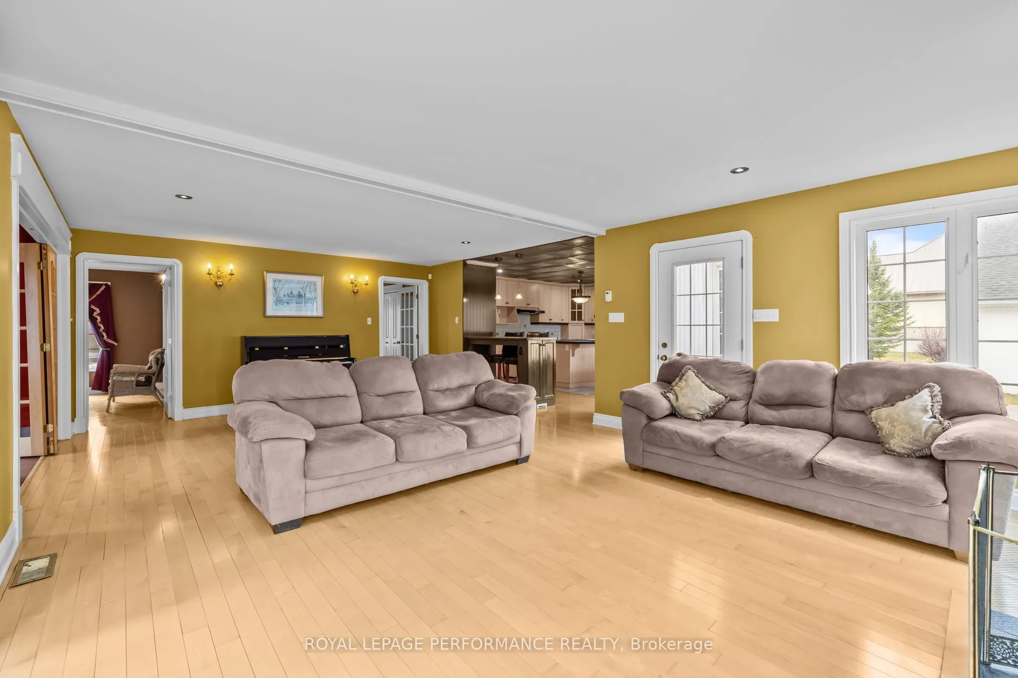 1007 St Pierre Road