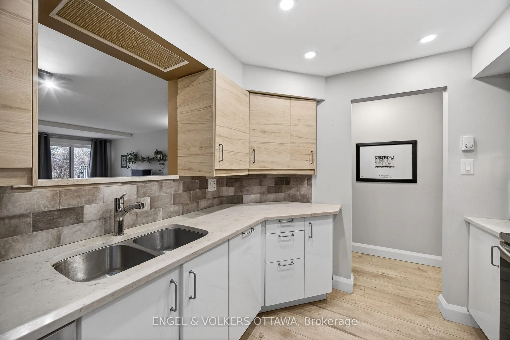 35 Robinson Avenue #B