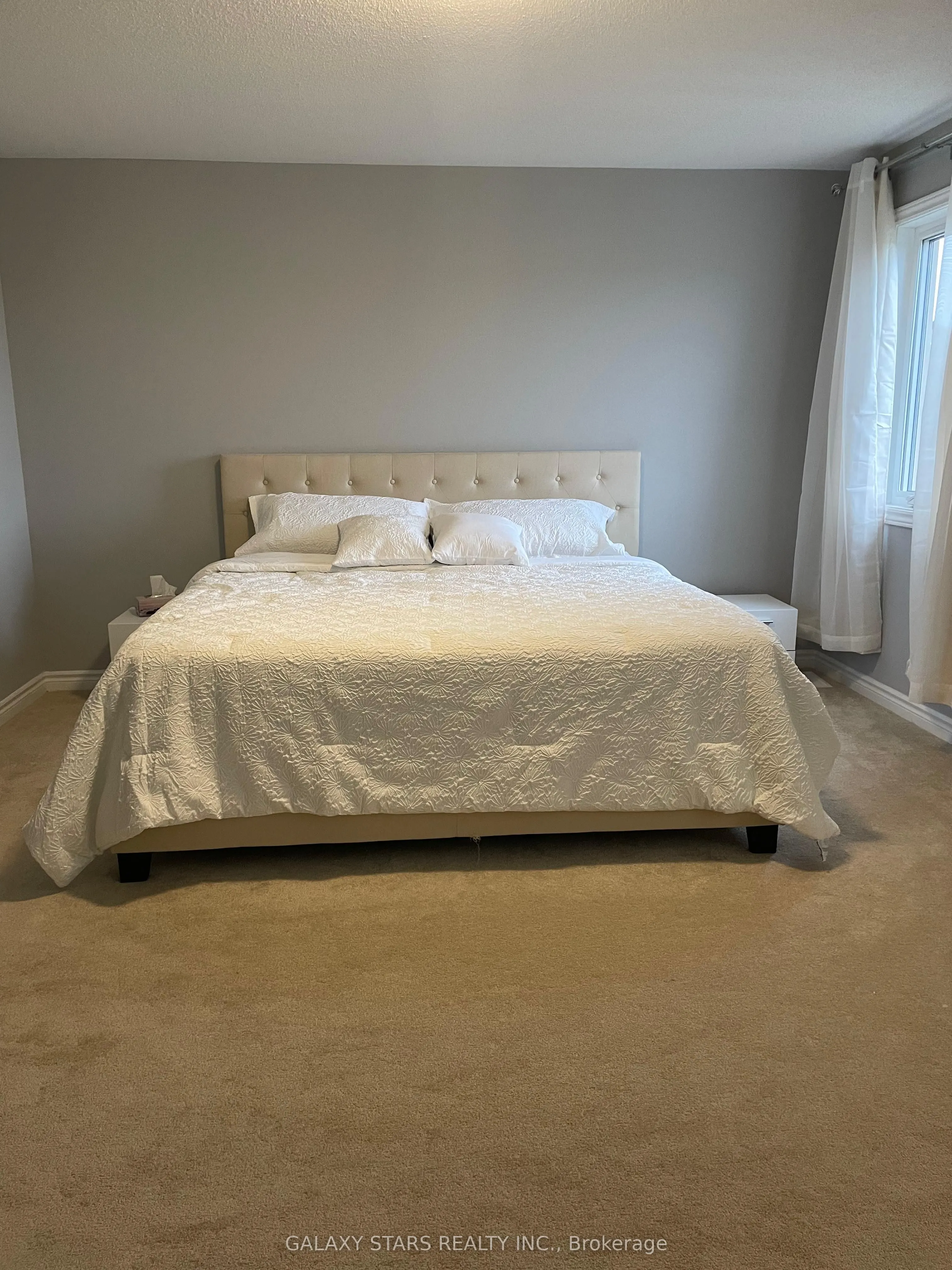 327 Aphelion Crescent