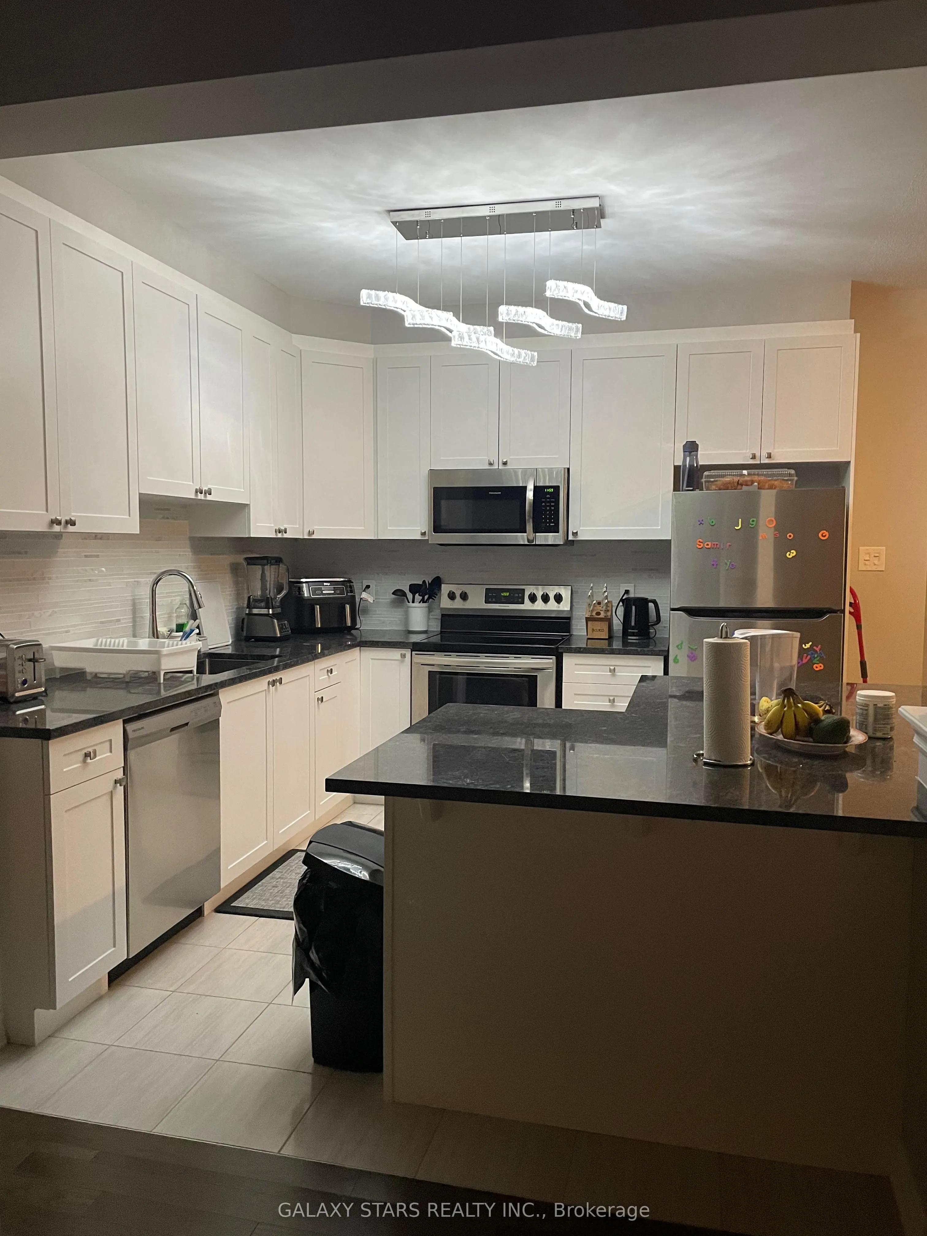 327 Aphelion Crescent