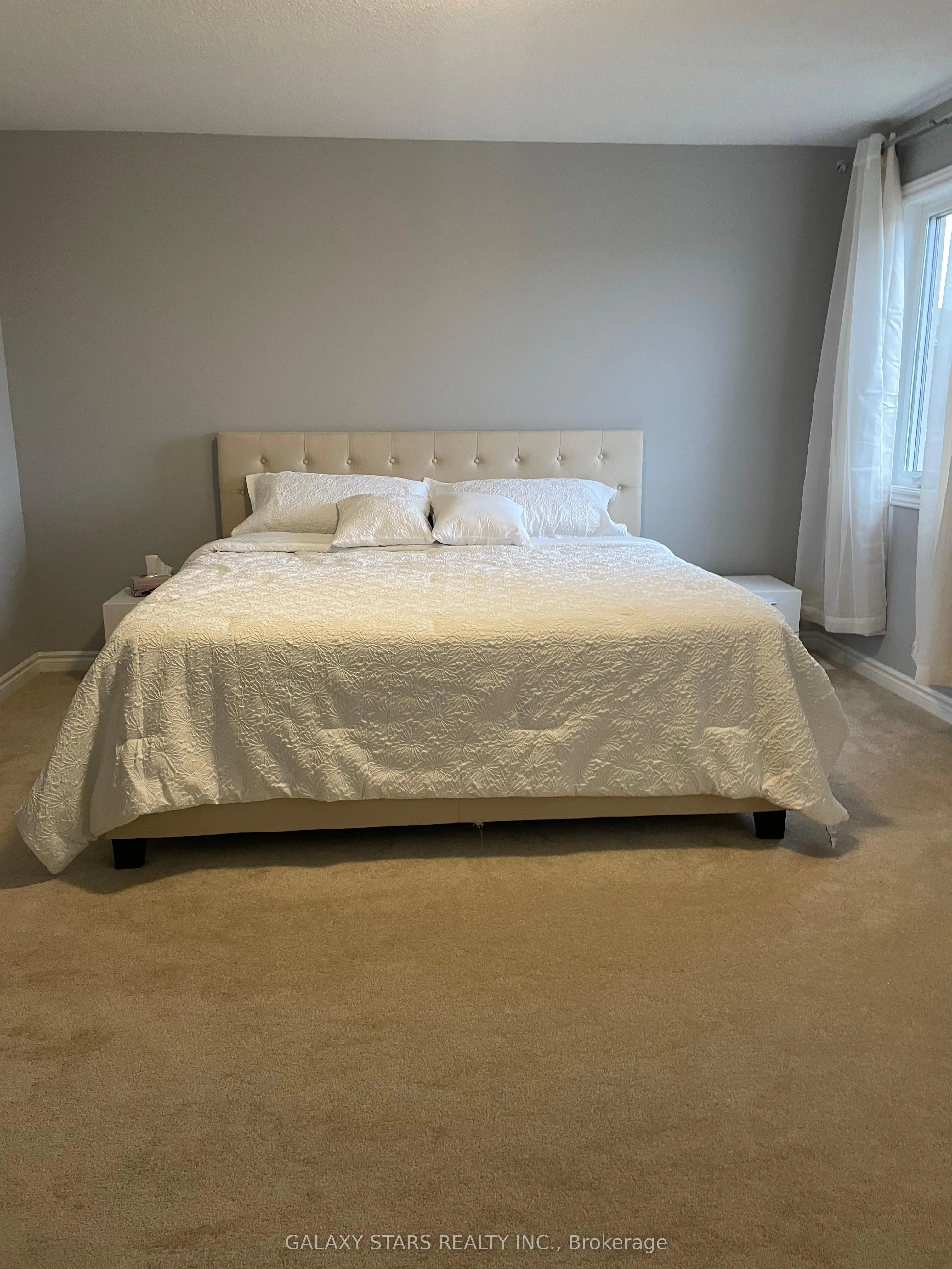 327 Aphelion Crescent