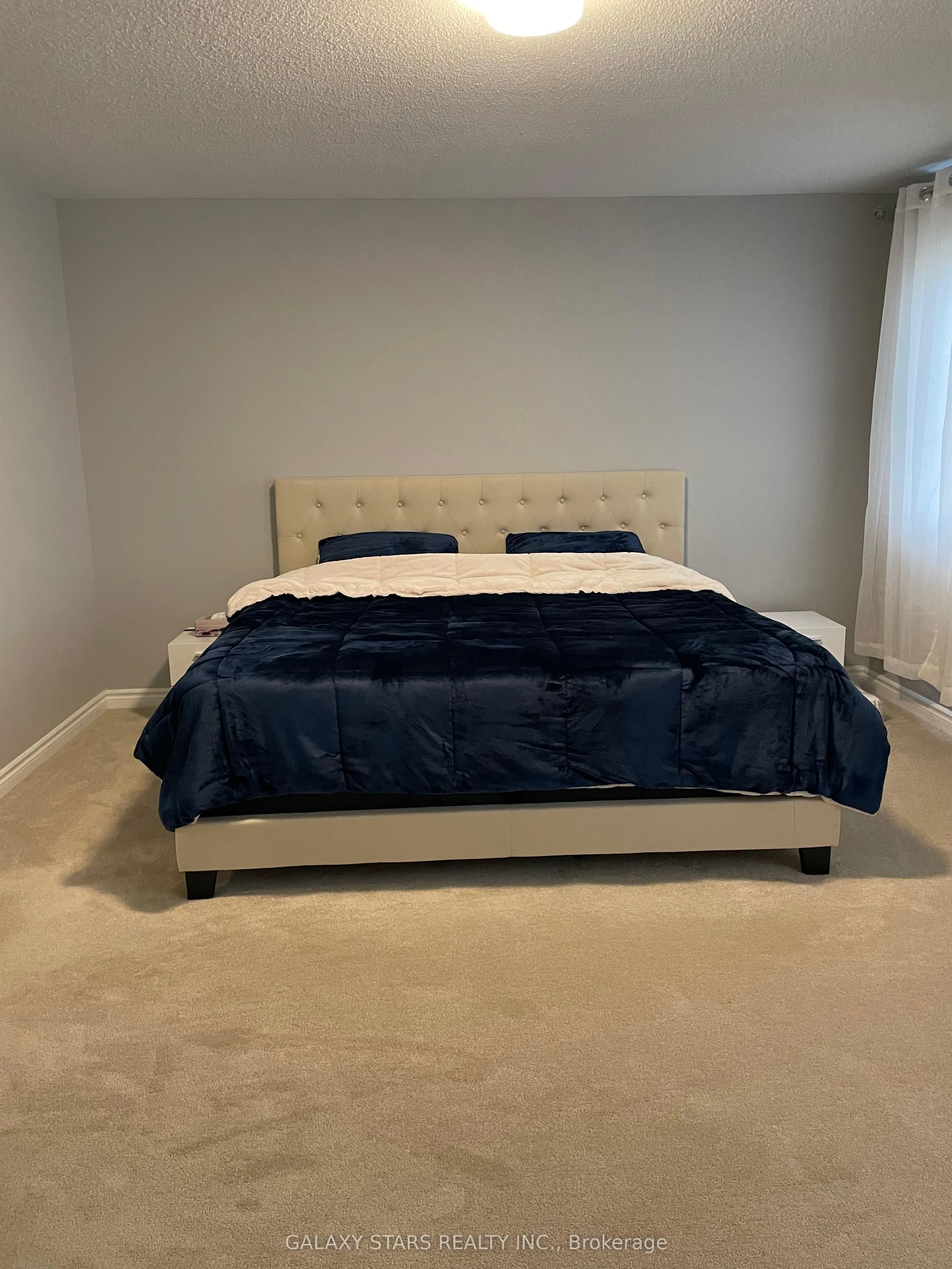 327 Aphelion Crescent