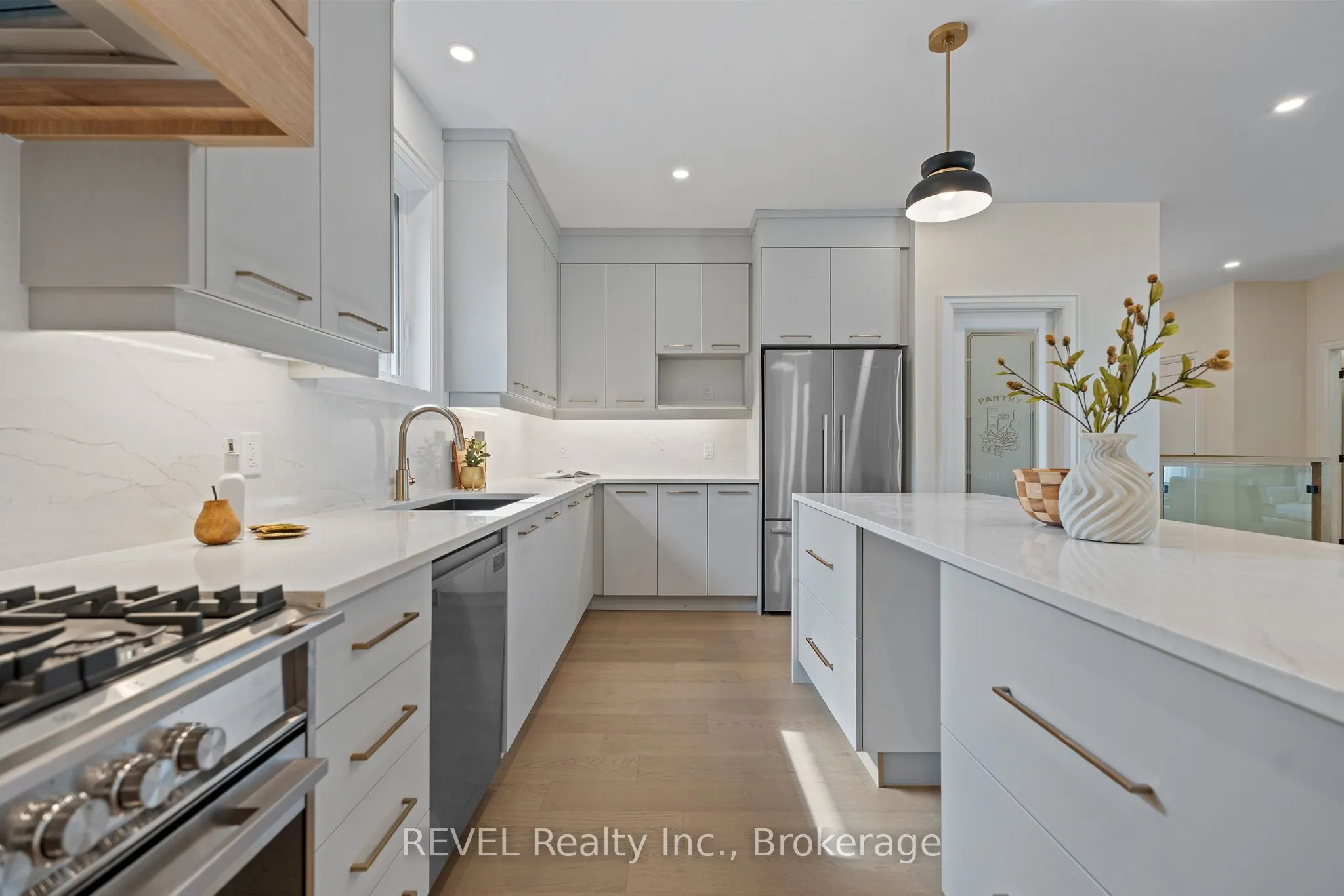 11 Accursi Crescent