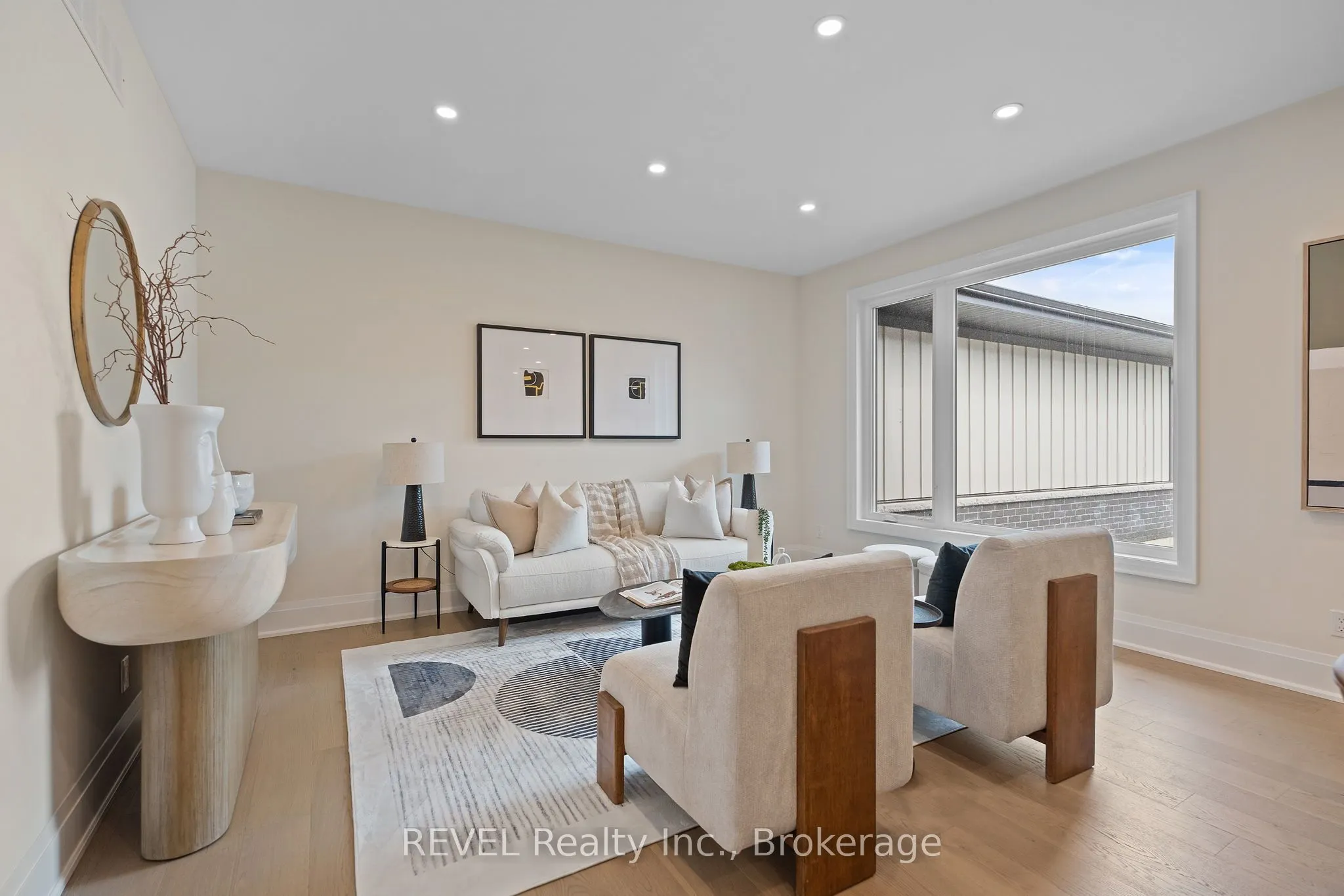 11 Accursi Crescent