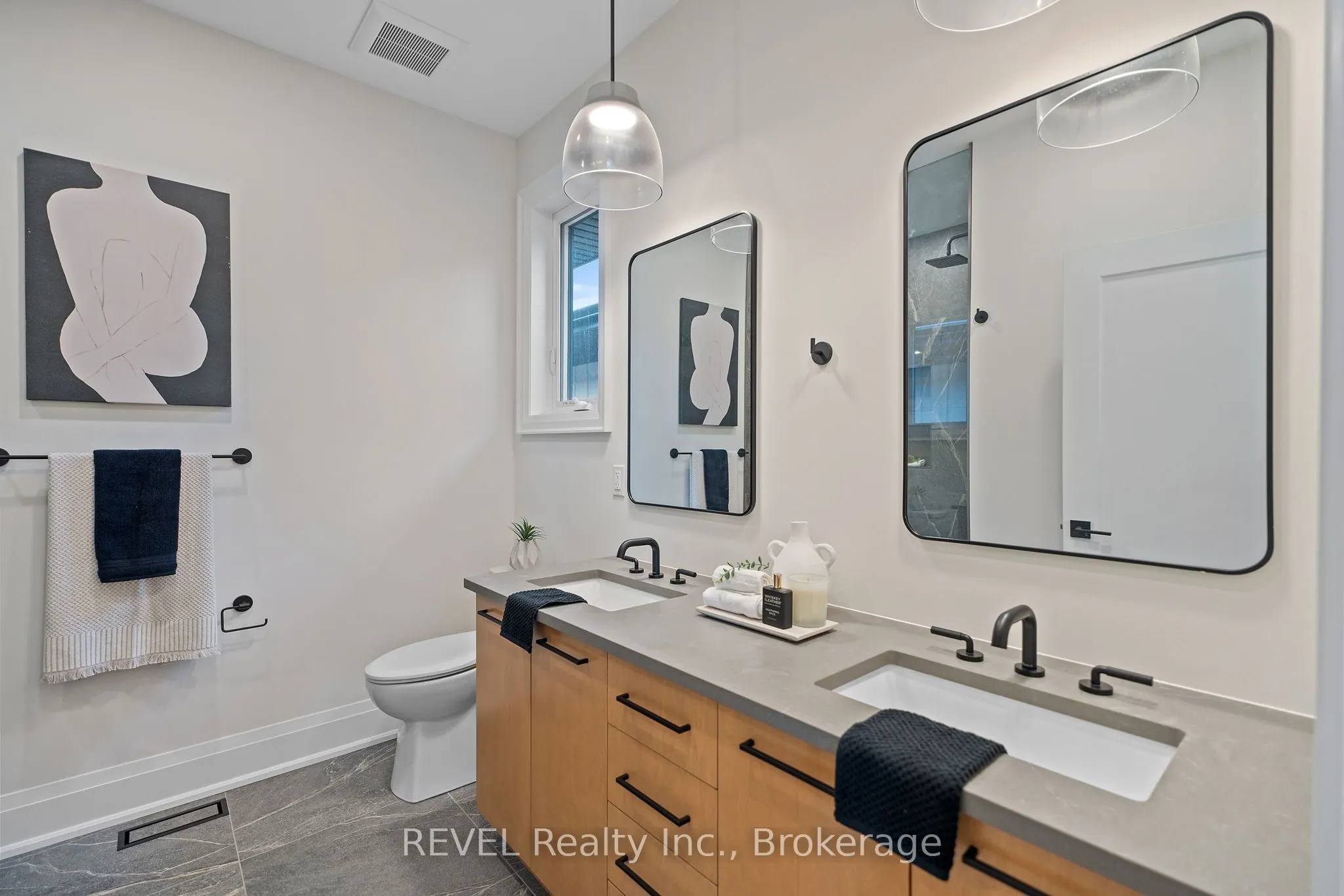 11 Accursi Crescent