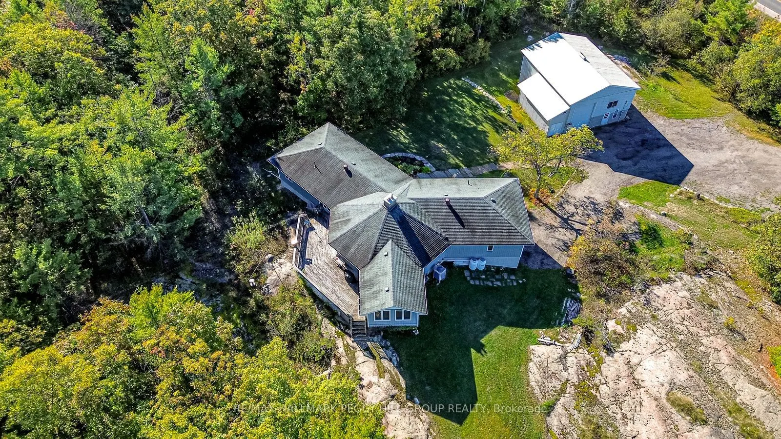 1564 Honey Harbour Road