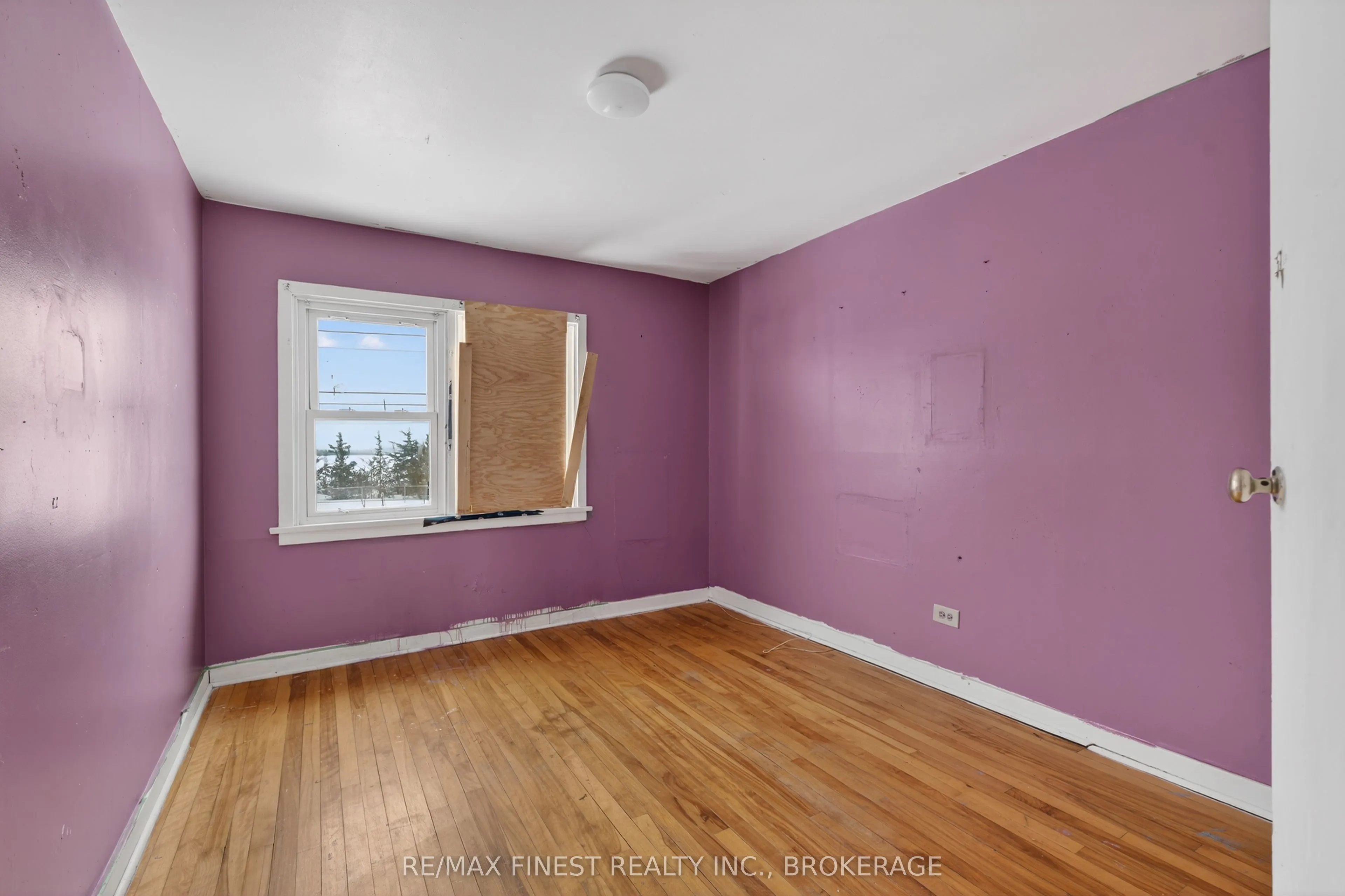 17 London Avenue