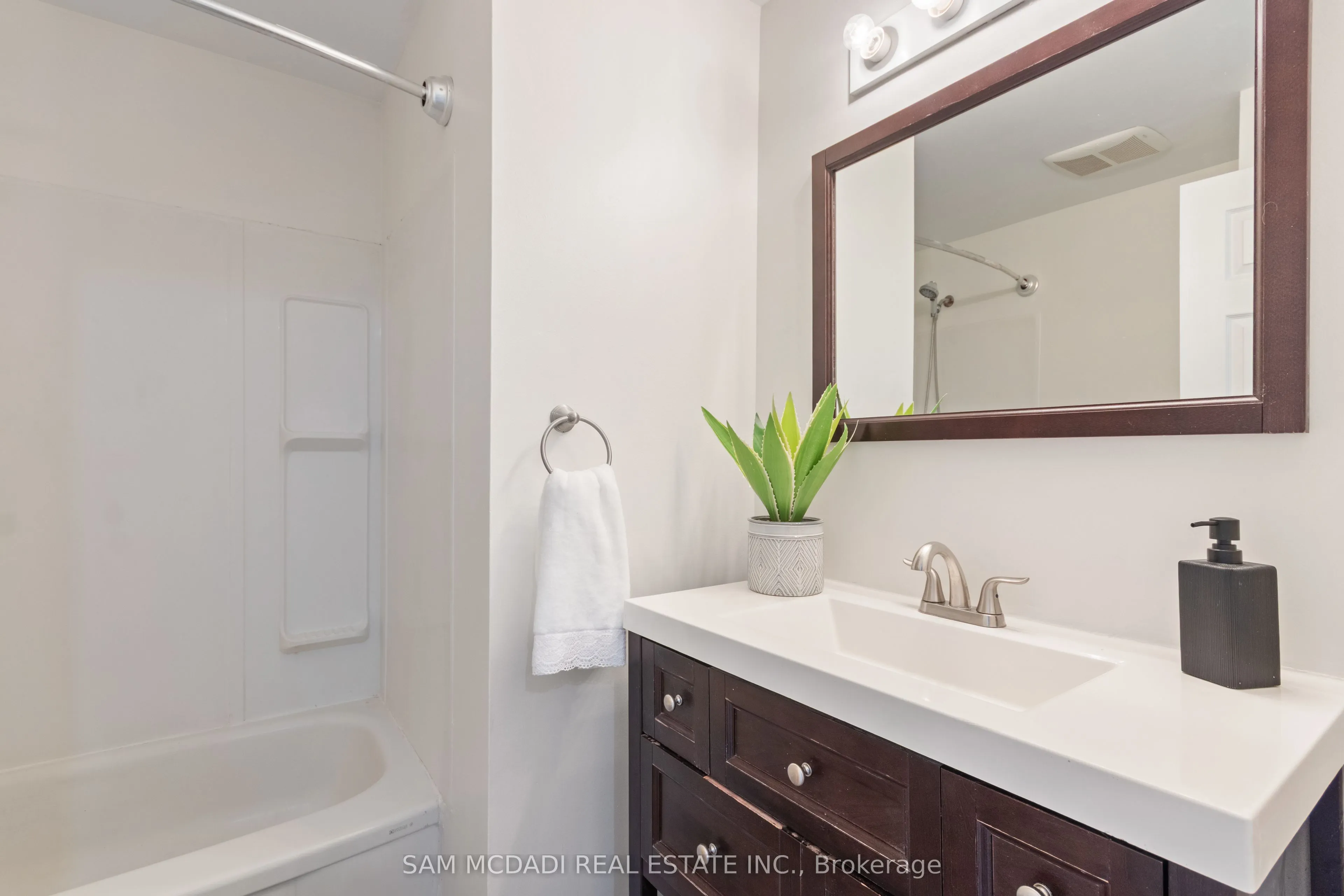 160 Rittenhouse Road #2