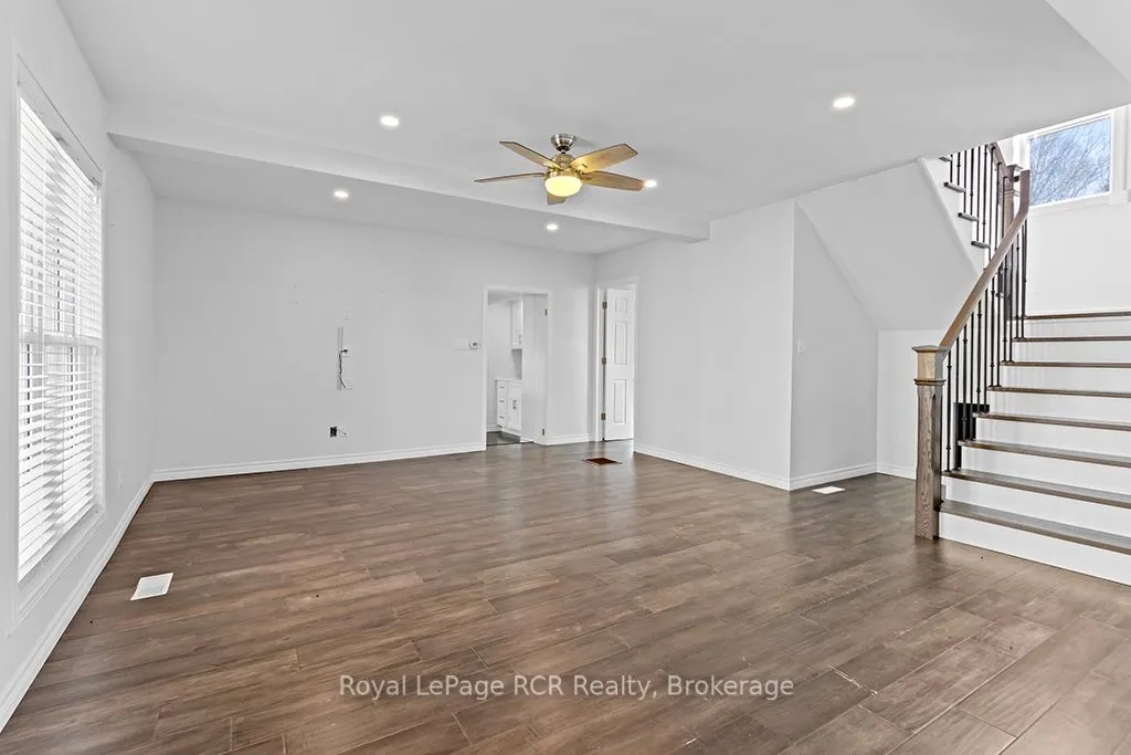 144 LOUCKS Lane