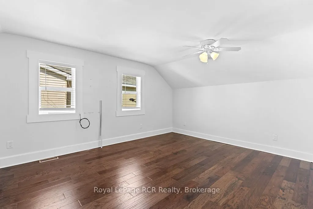144 LOUCKS Lane