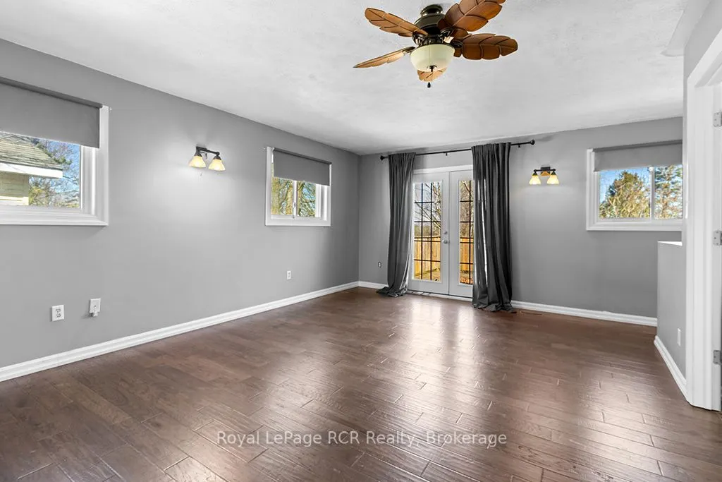 144 LOUCKS Lane
