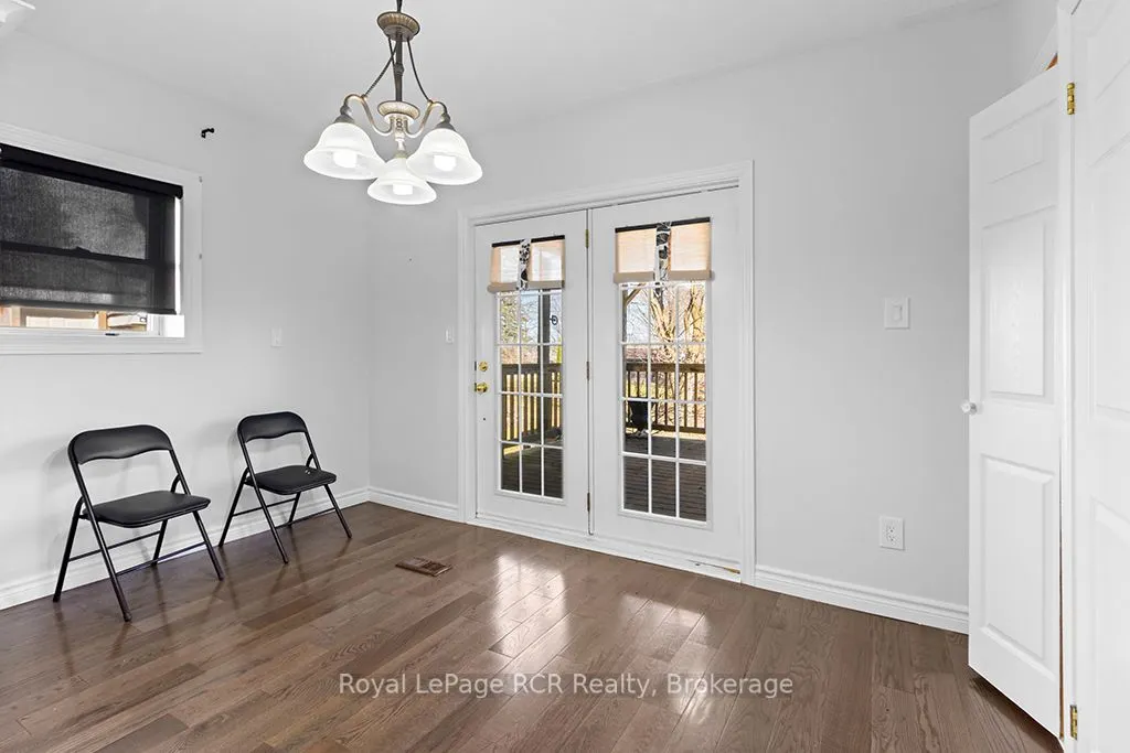 144 LOUCKS Lane