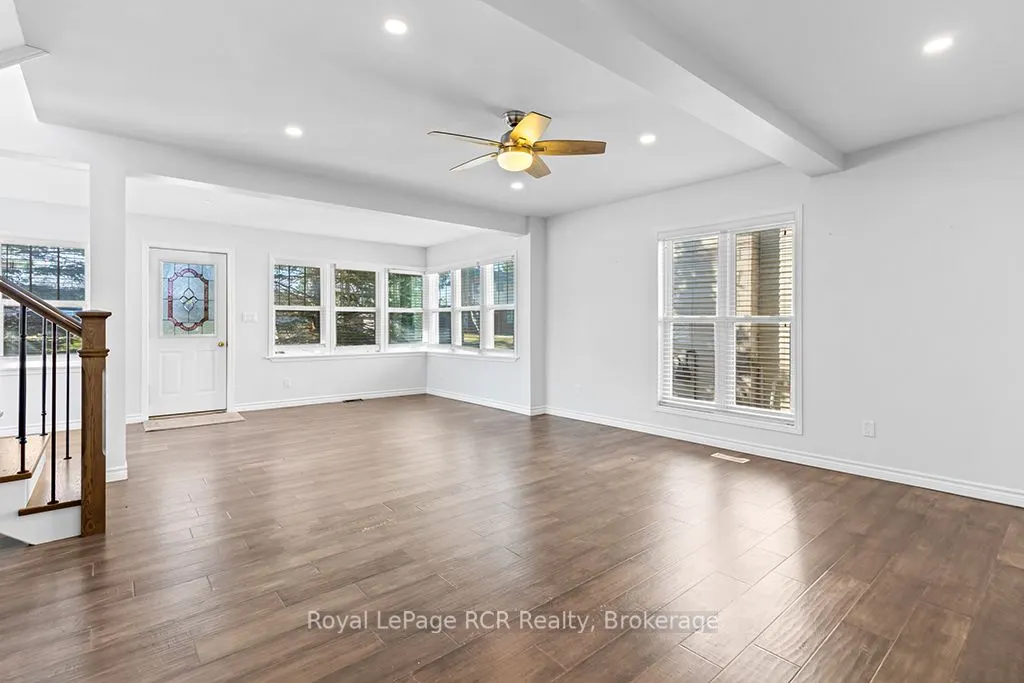 144 LOUCKS Lane