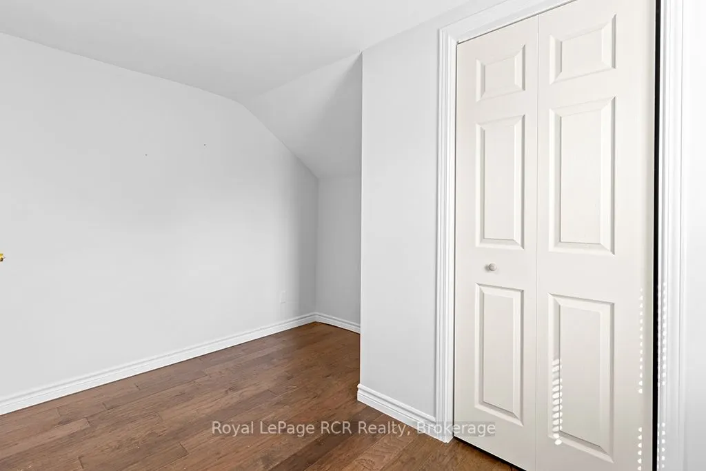 144 LOUCKS Lane