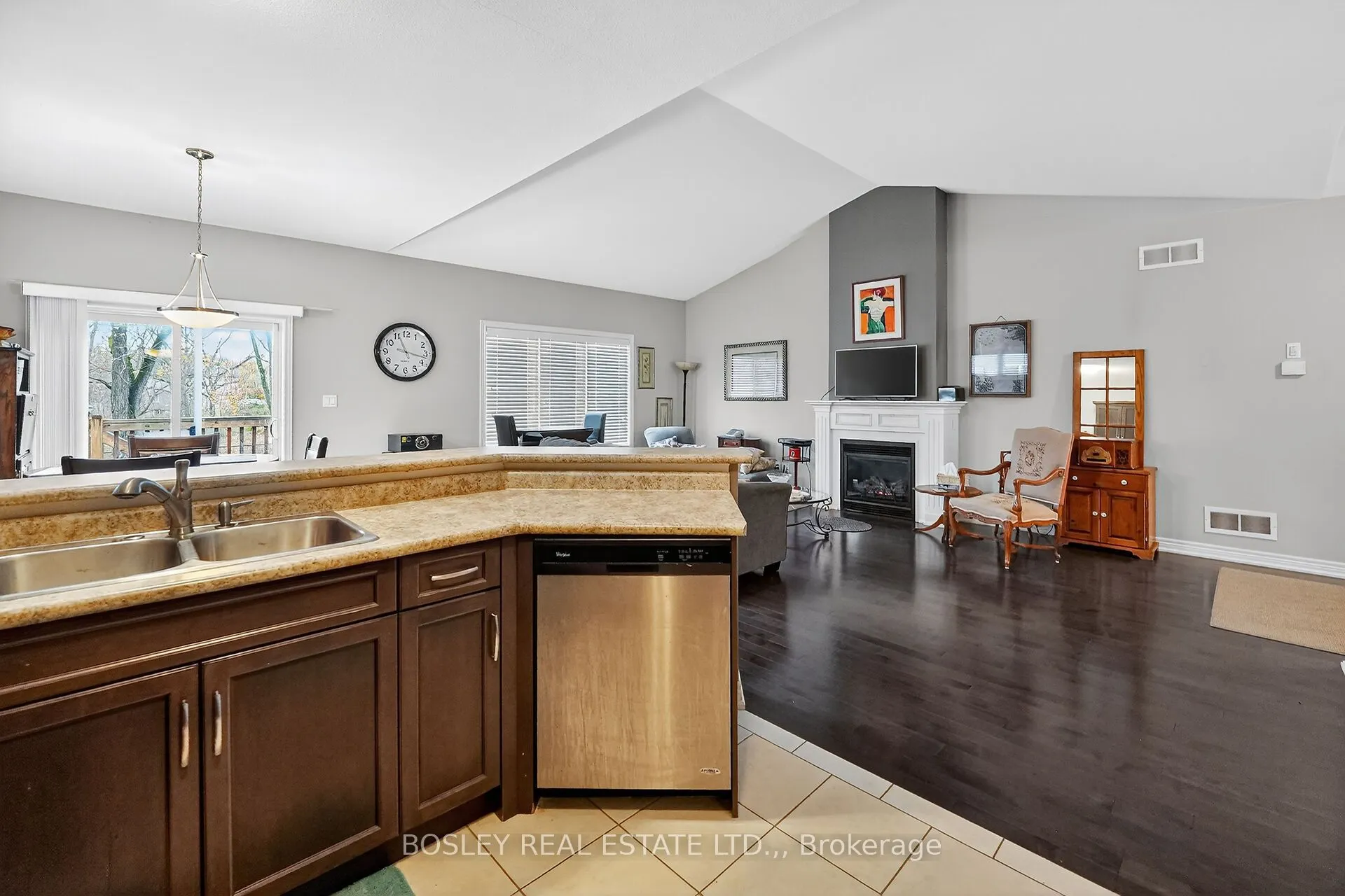3563 Dominion Road