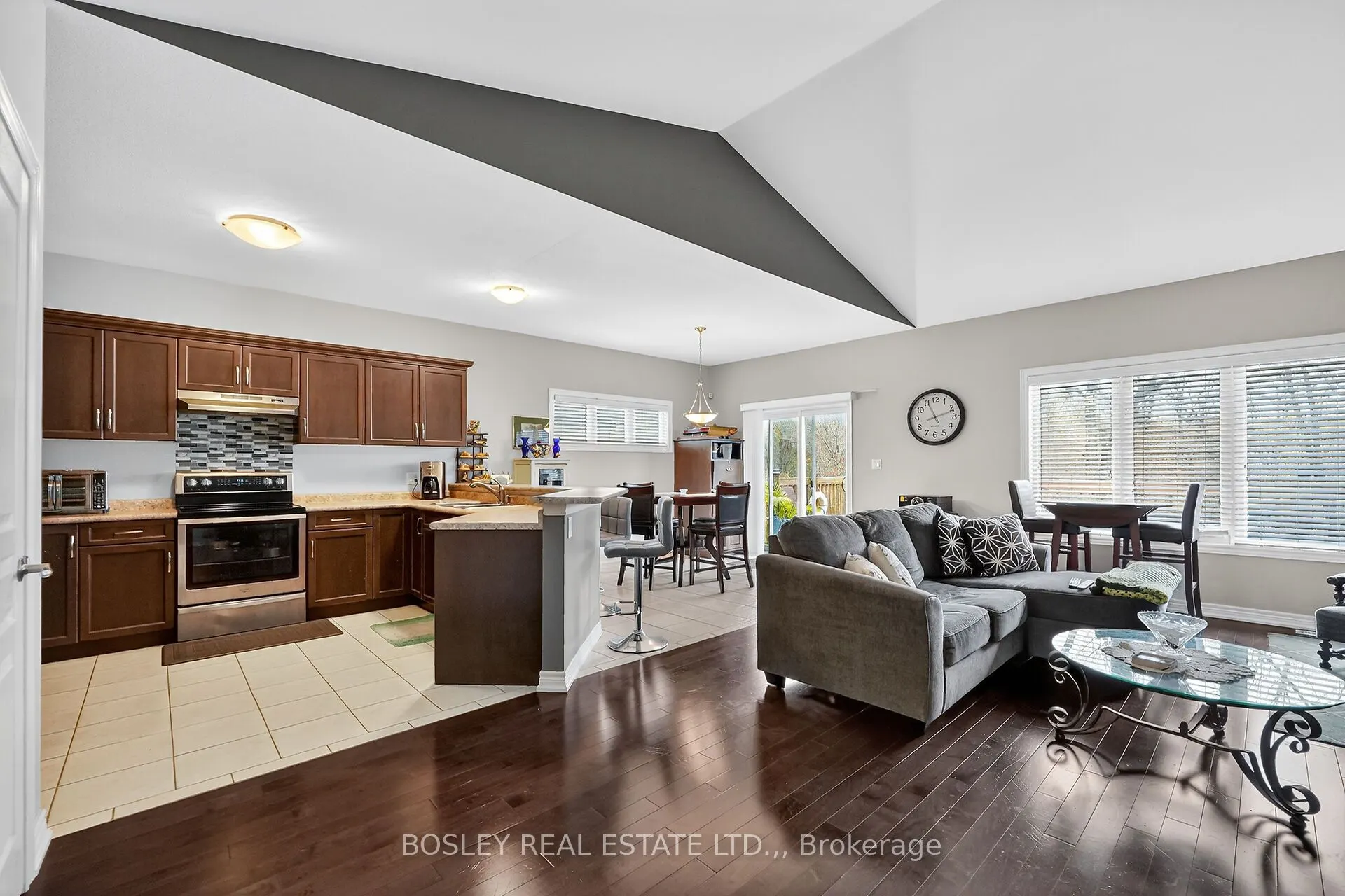3563 Dominion Road