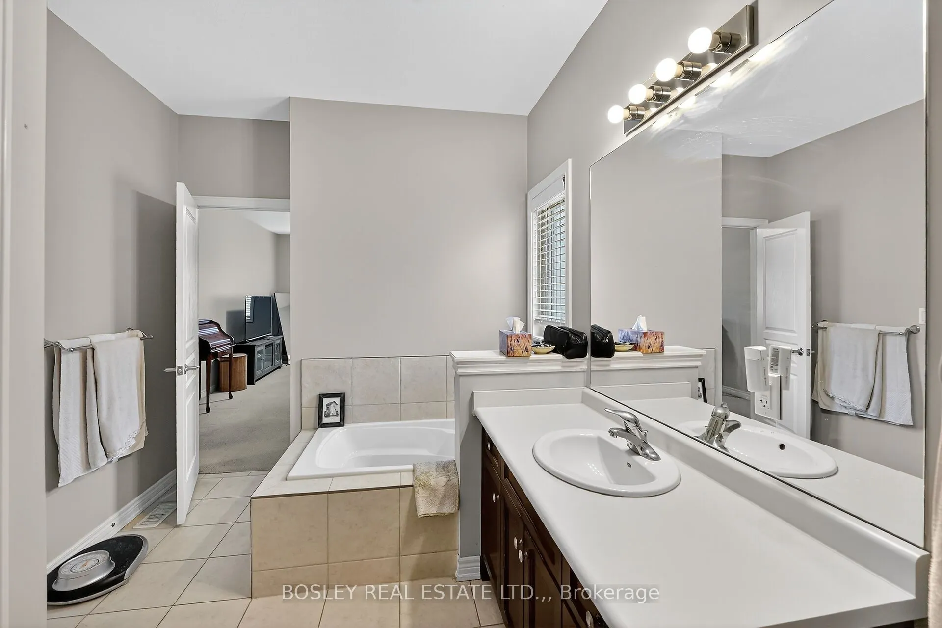 3563 Dominion Road