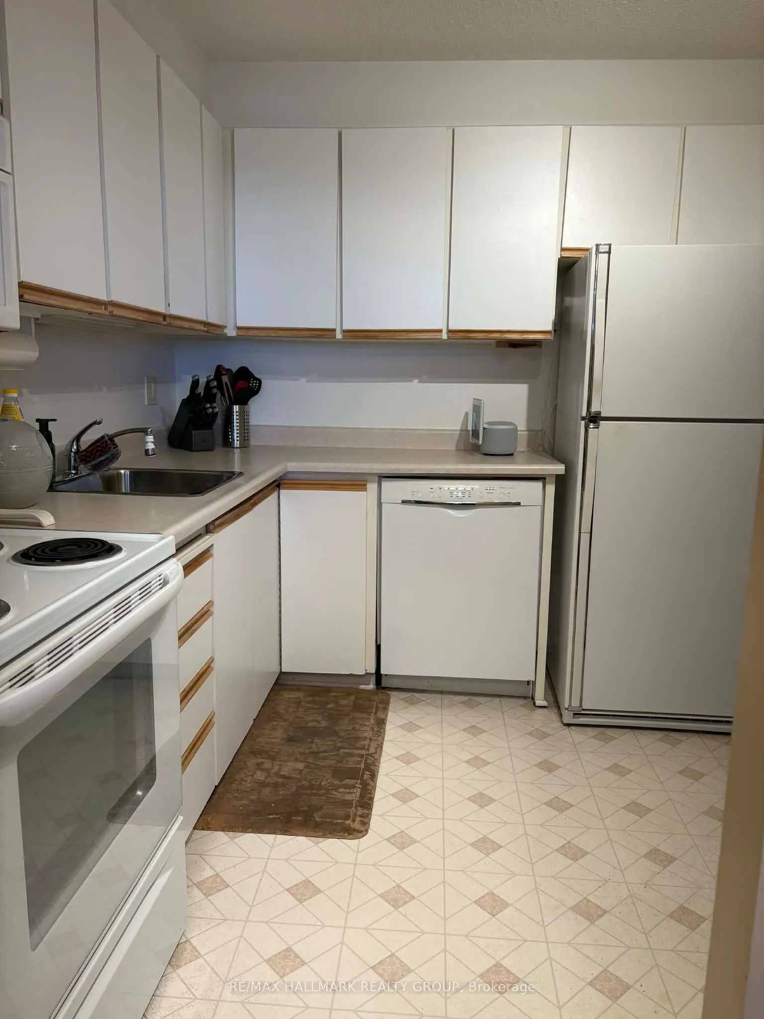 20 Chesterton Drive #1217