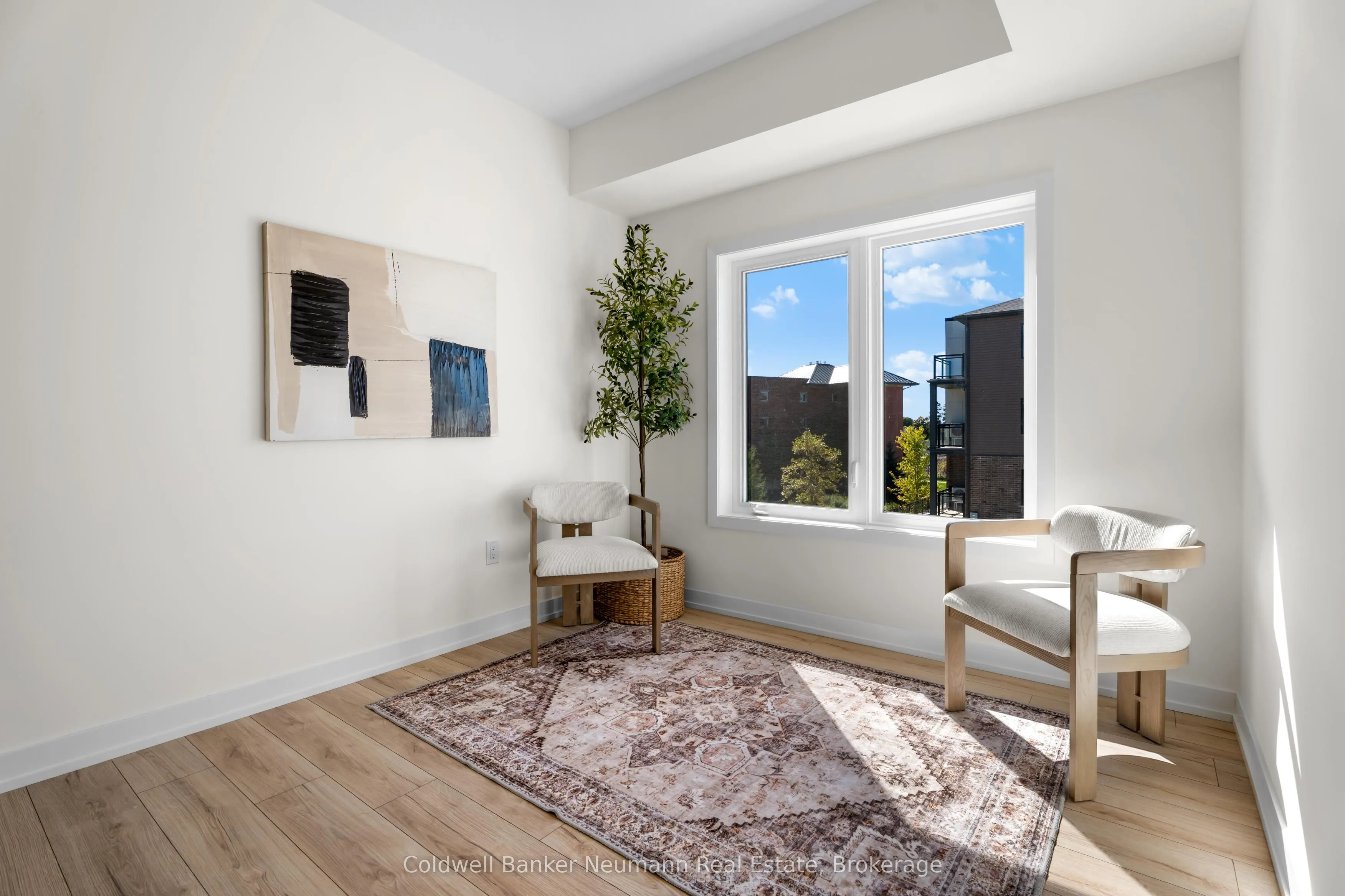 940 St David Street N #51