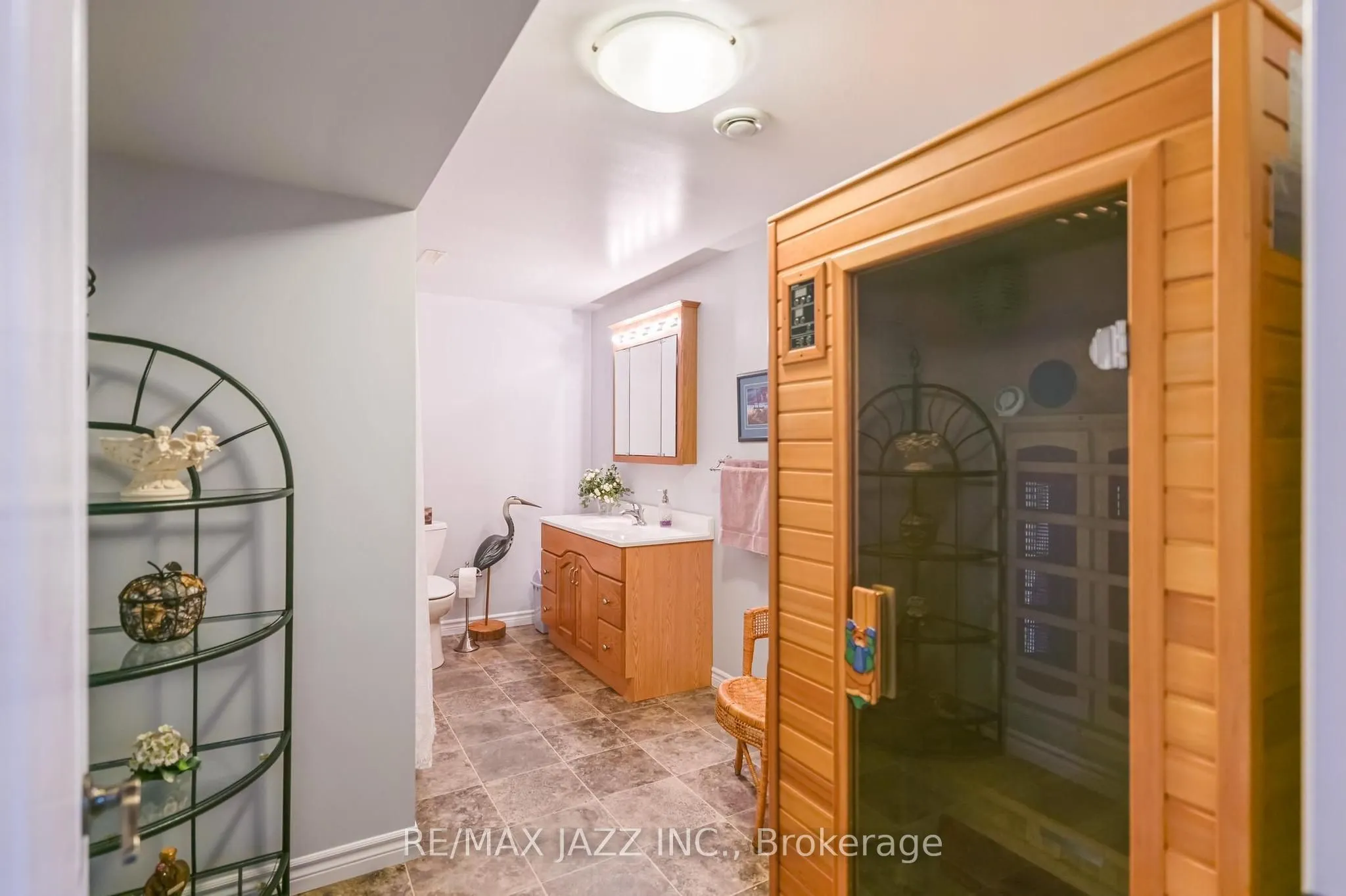 33 Ashwood Crescent