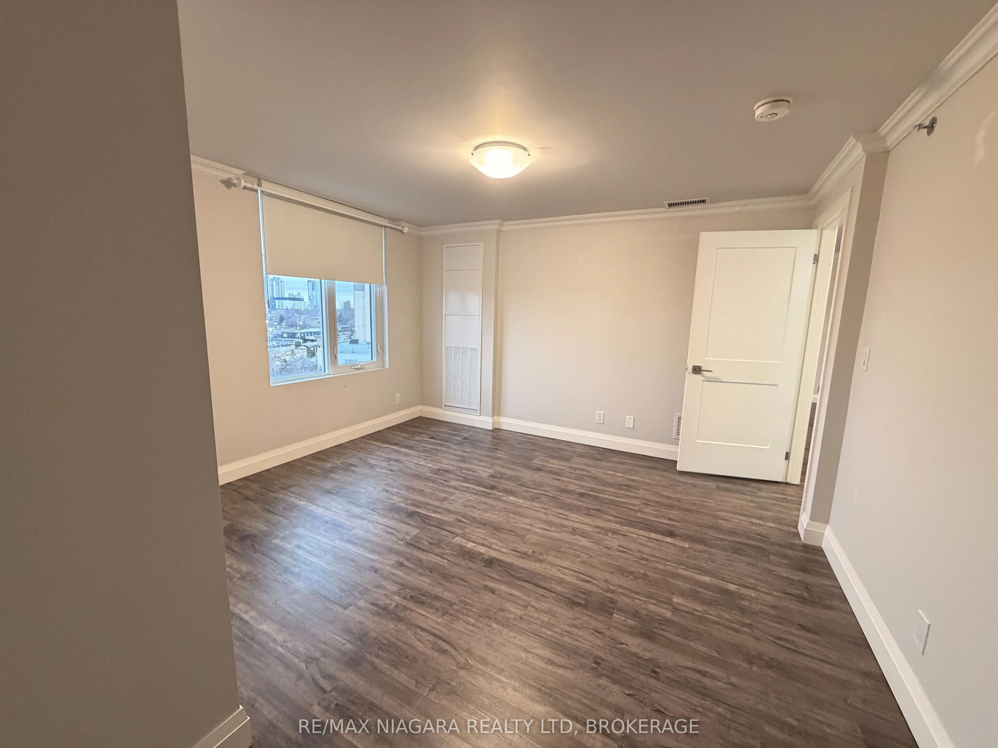 5698 Main Street #814