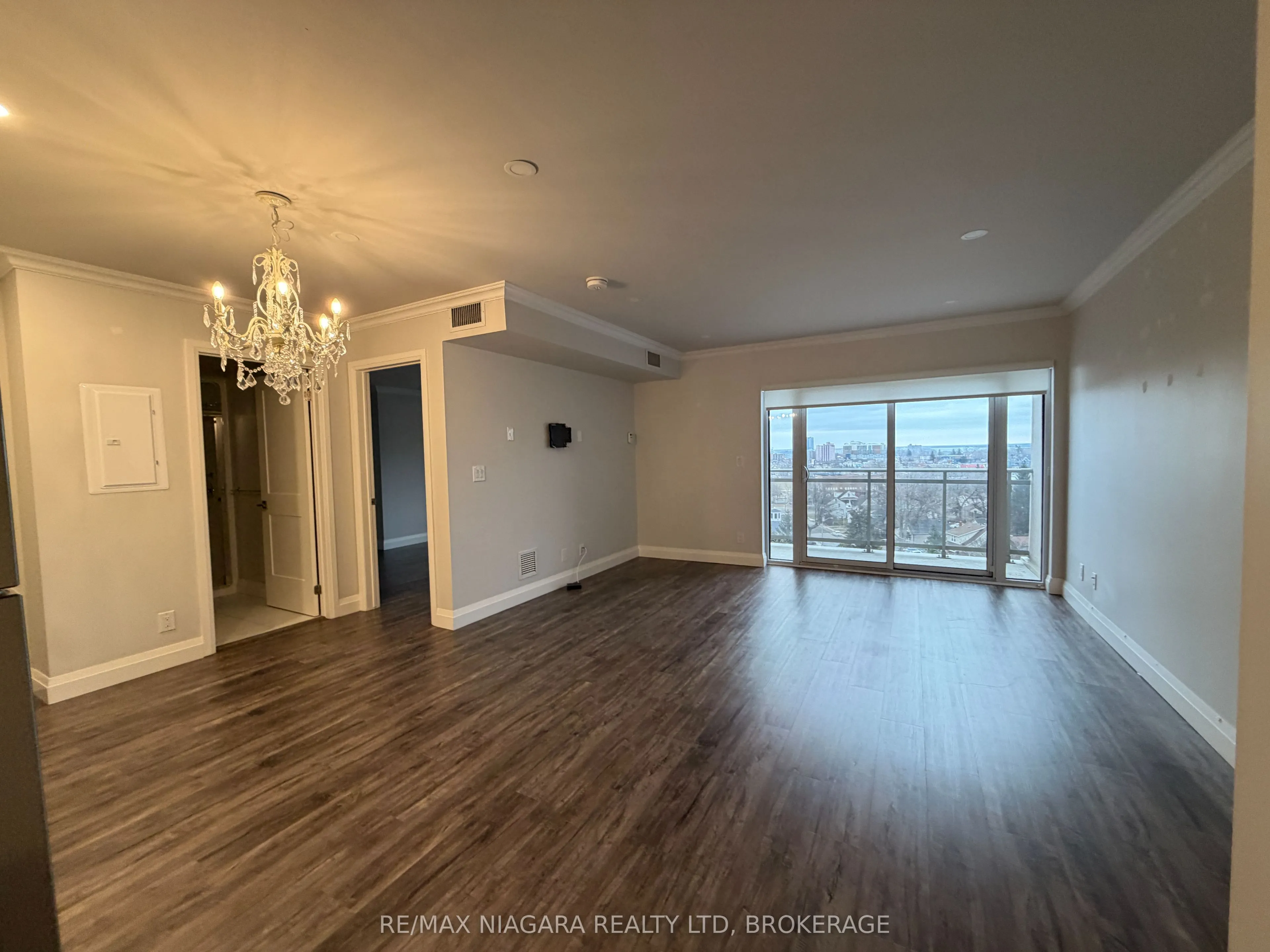 5698 Main Street #814