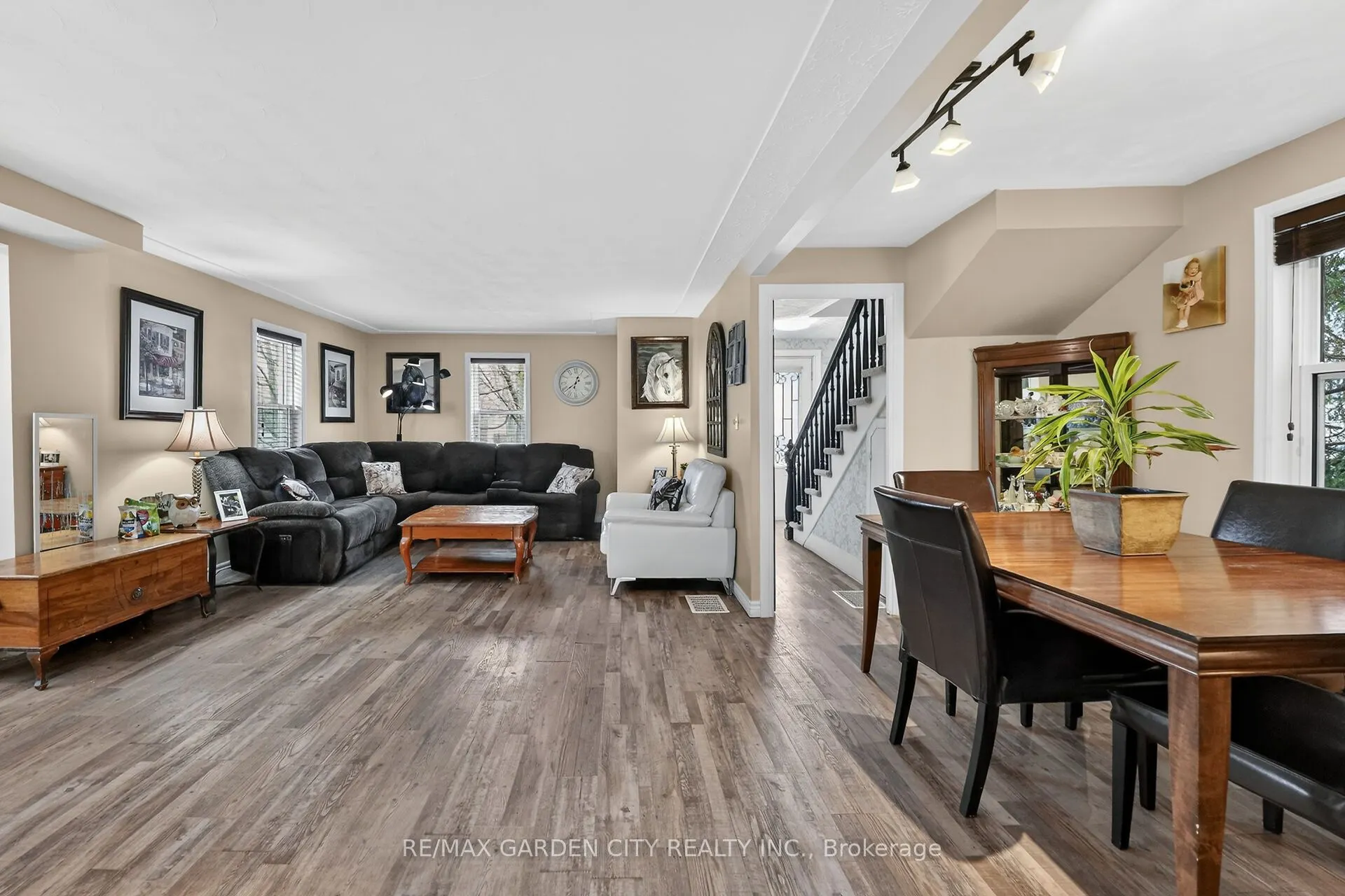 3555 Campden Road