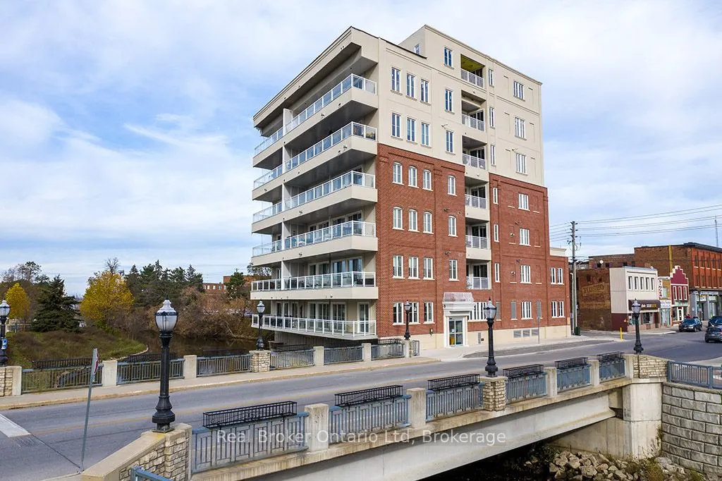 80 9th Street E #105