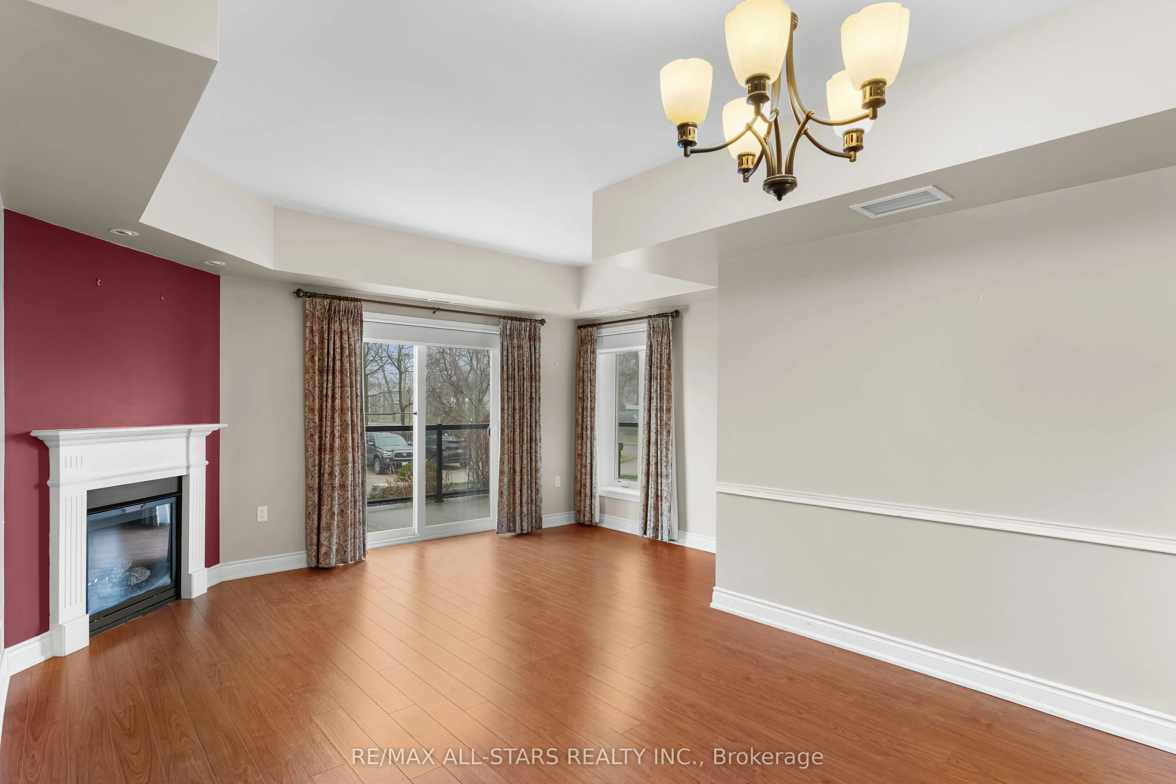 94 Francis Street W #104