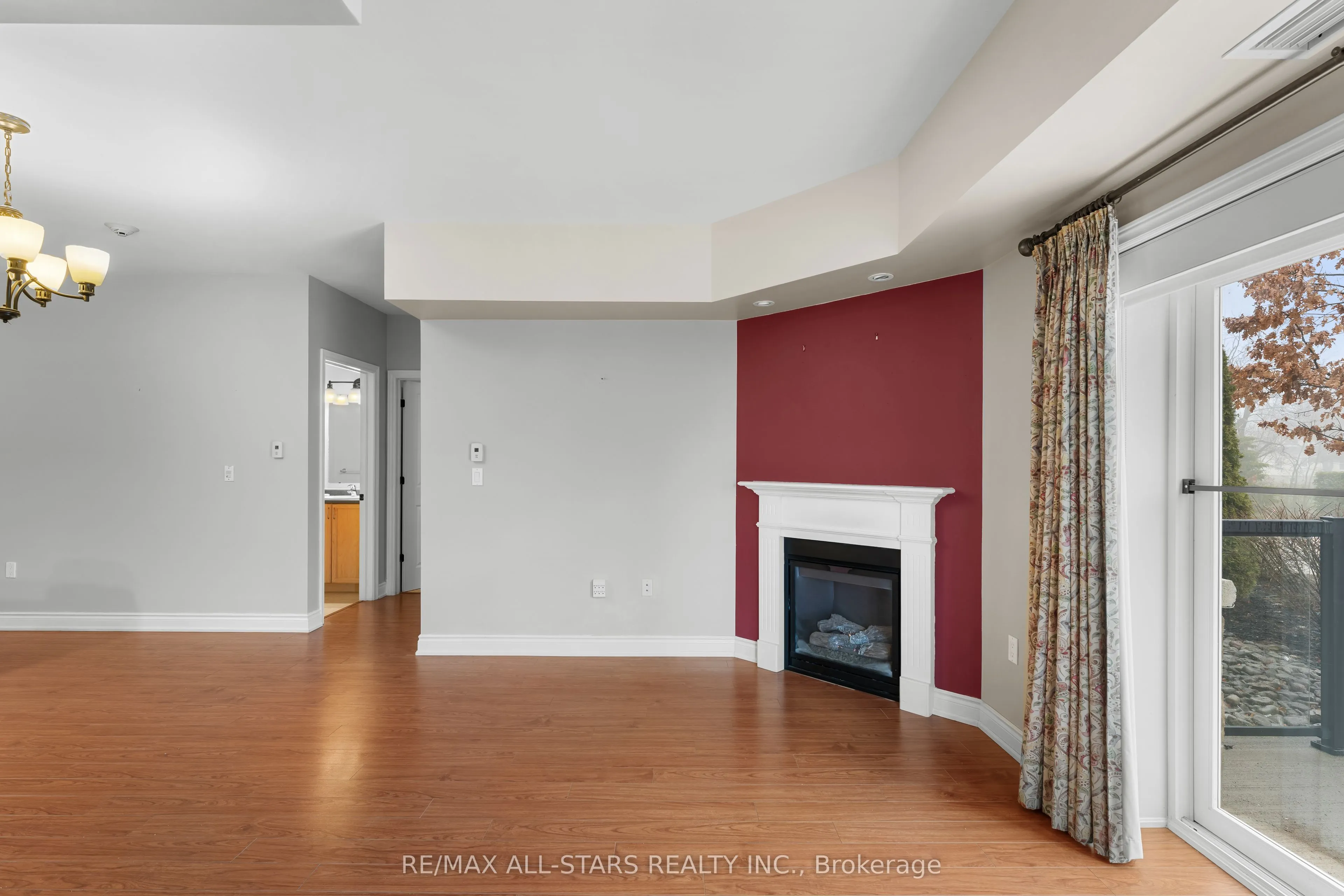 94 Francis Street W #104