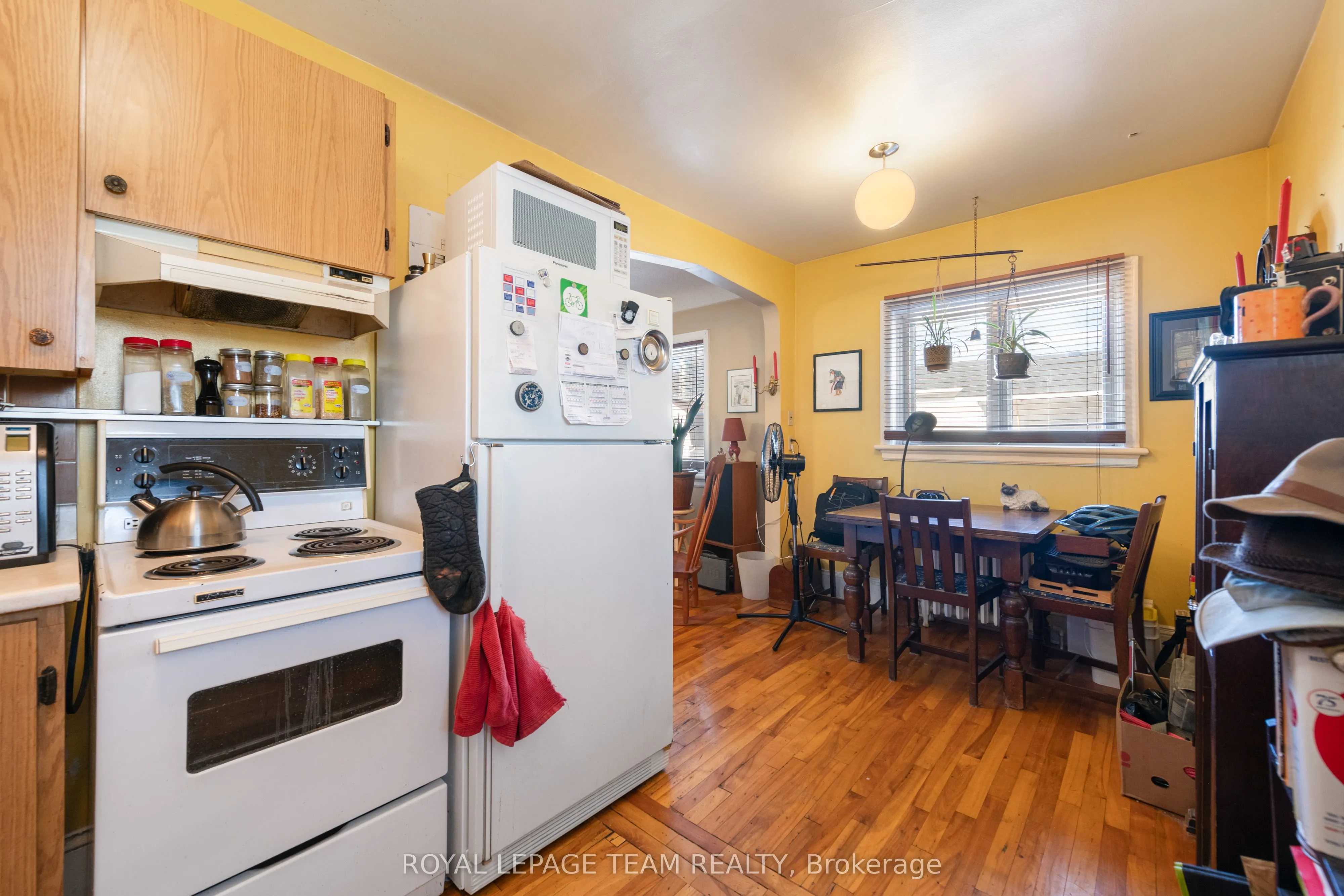 213 Desrosiers Street