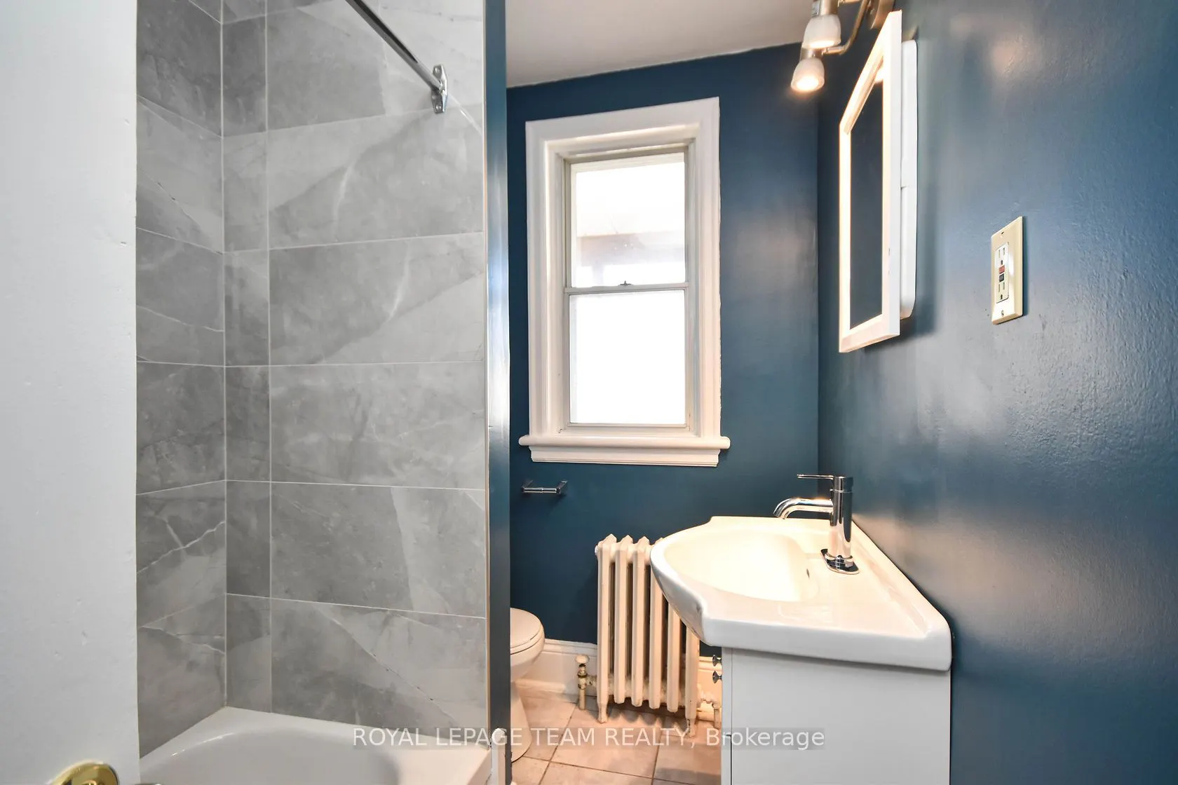 213 Desrosiers Street