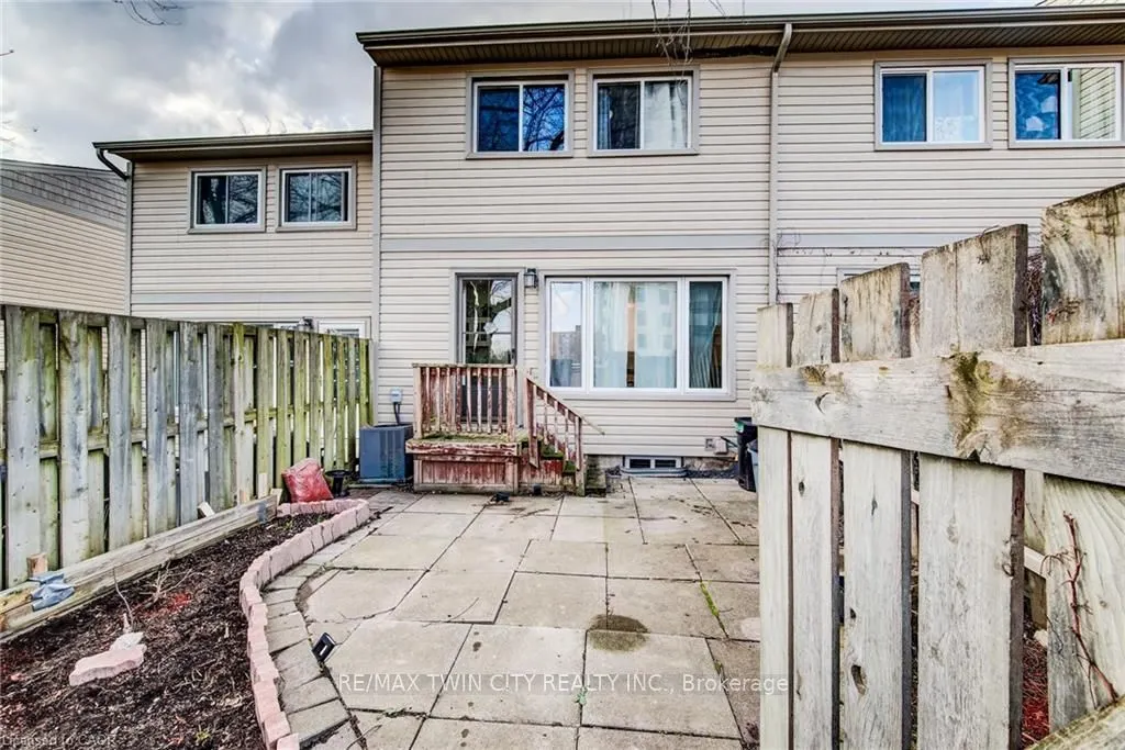 15 GREEN VALLEY Drive #27