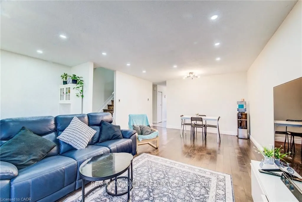 15 GREEN VALLEY Drive #27