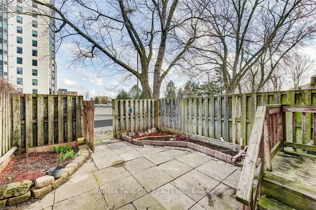 15 GREEN VALLEY Drive #27