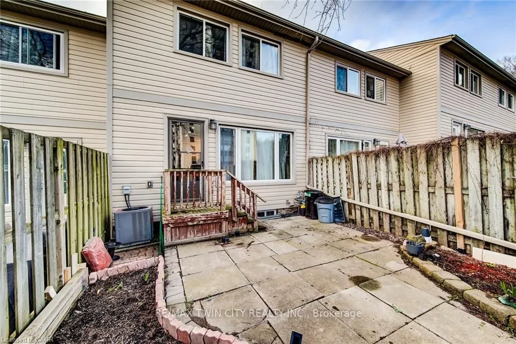 15 GREEN VALLEY Drive #27
