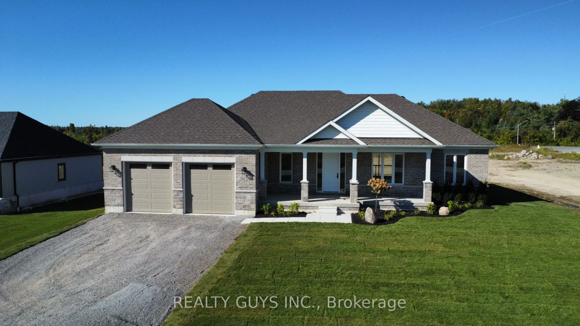 2418 GWENDOLYN Court