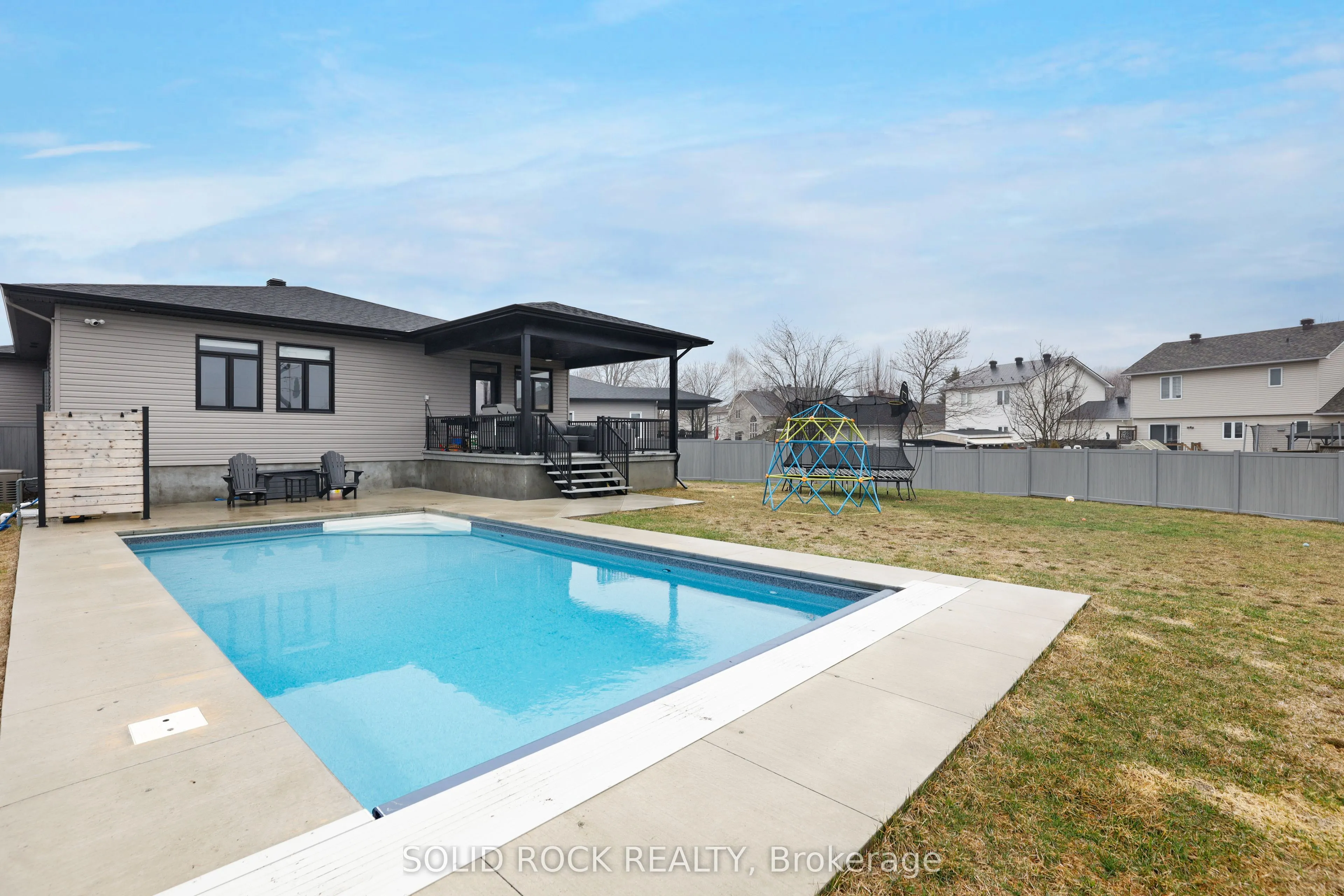 216 Filion Street