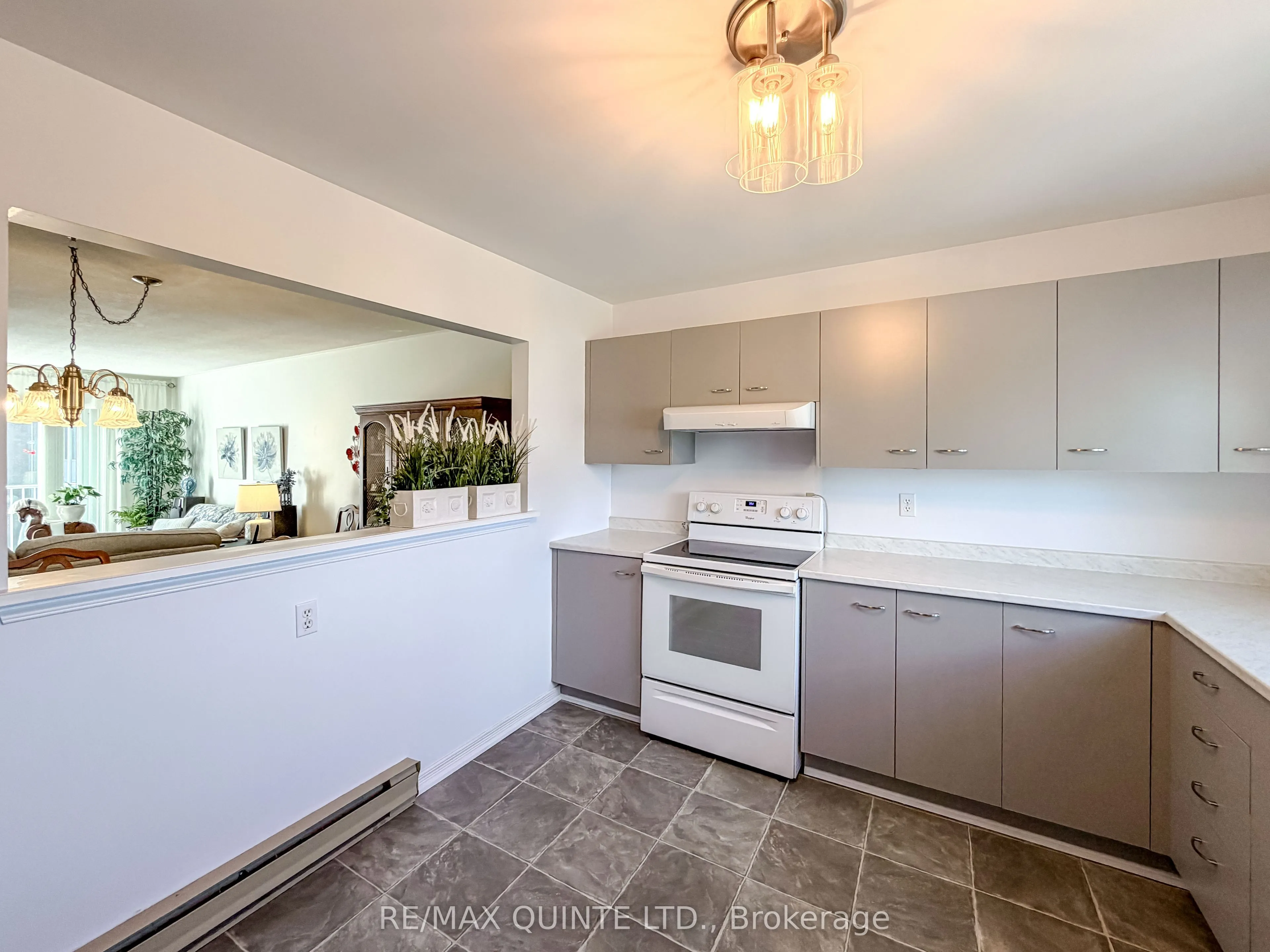 179 Herchimer Avenue #10