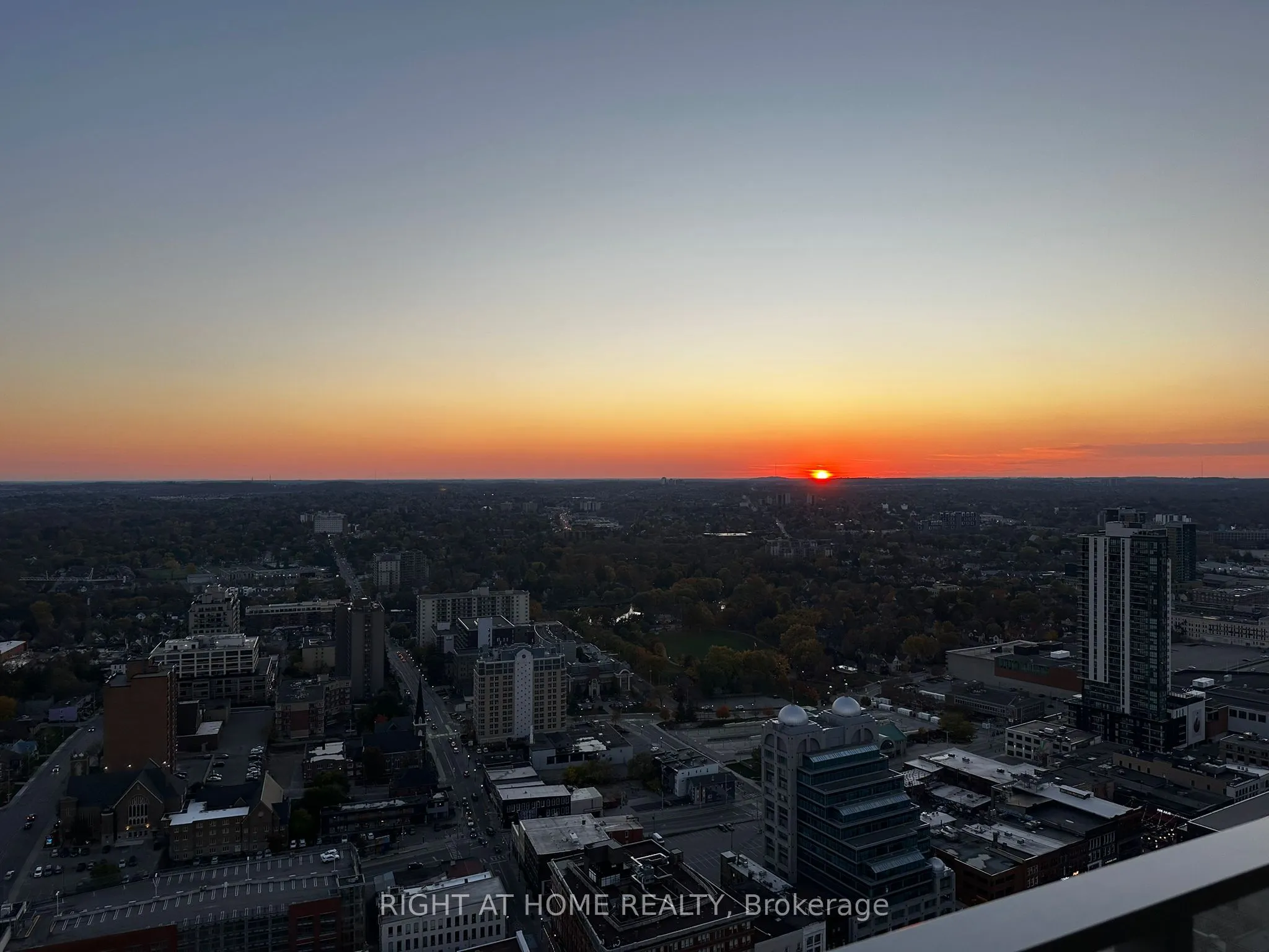 60 Frederick Street #3910