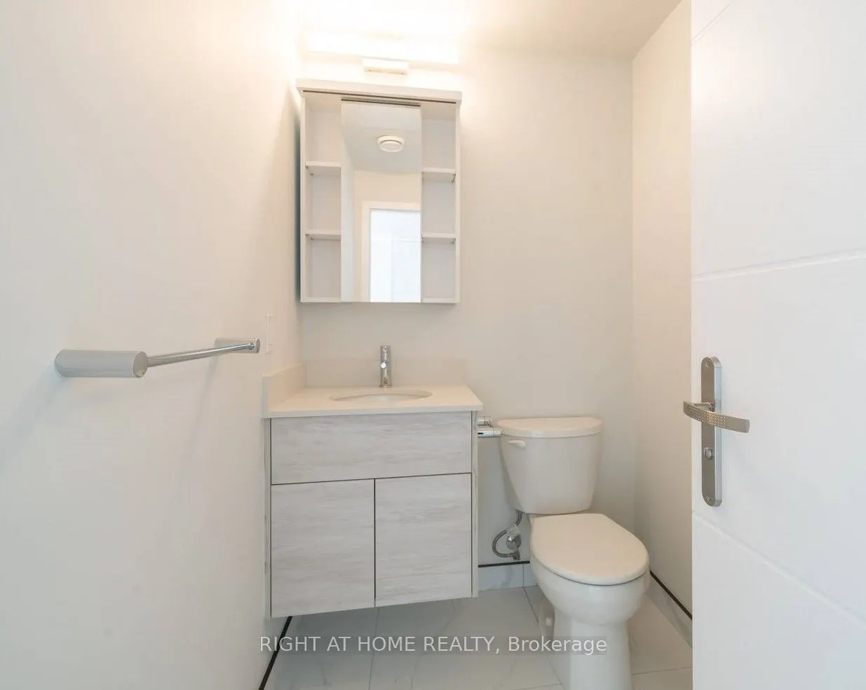 60 Frederick Street #3910