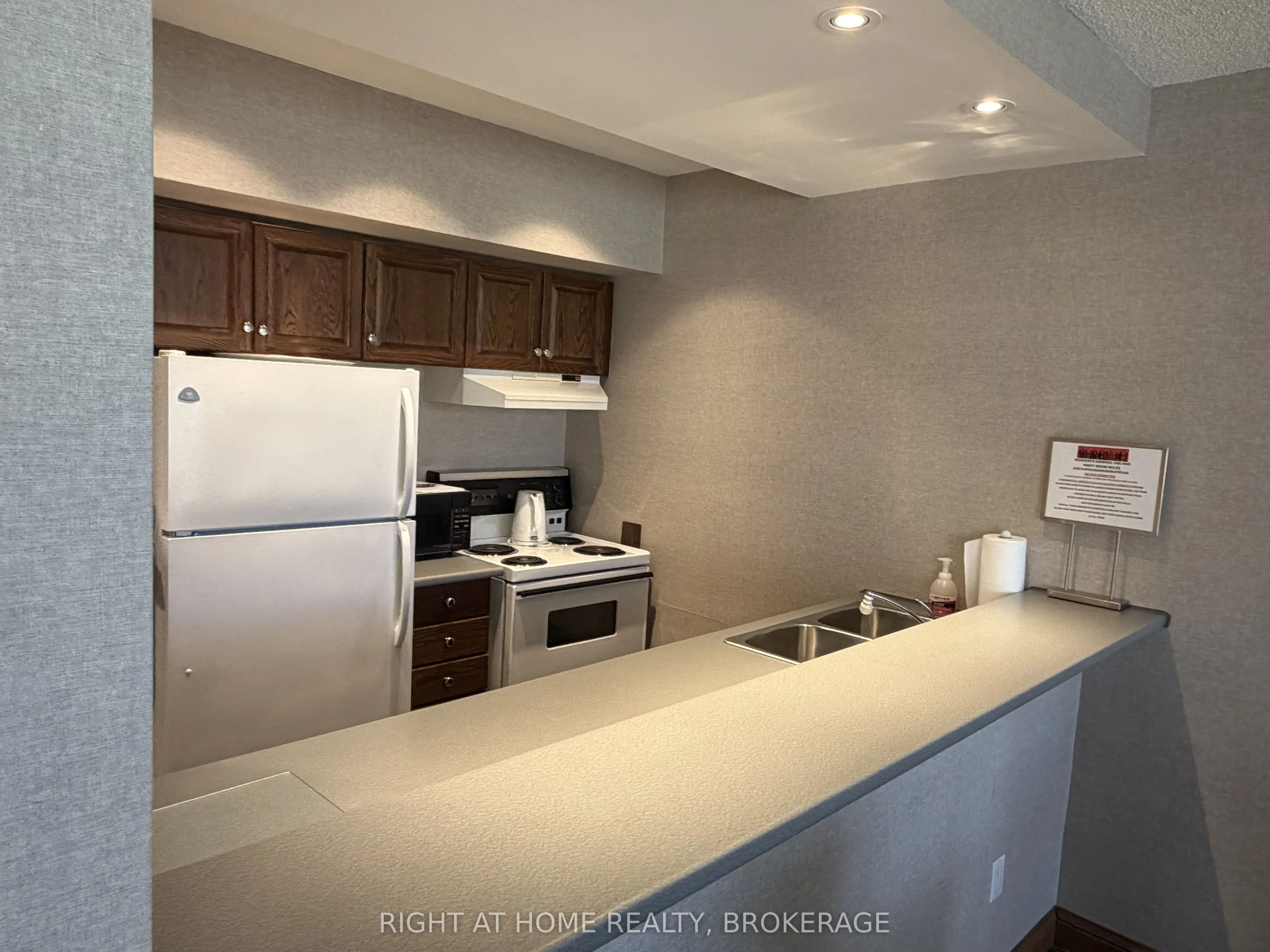 162 Martindale Road #801