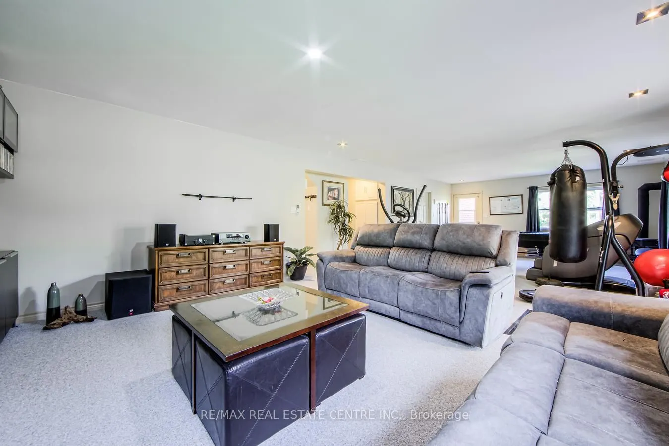 9438 Wellington Rd 42 Road