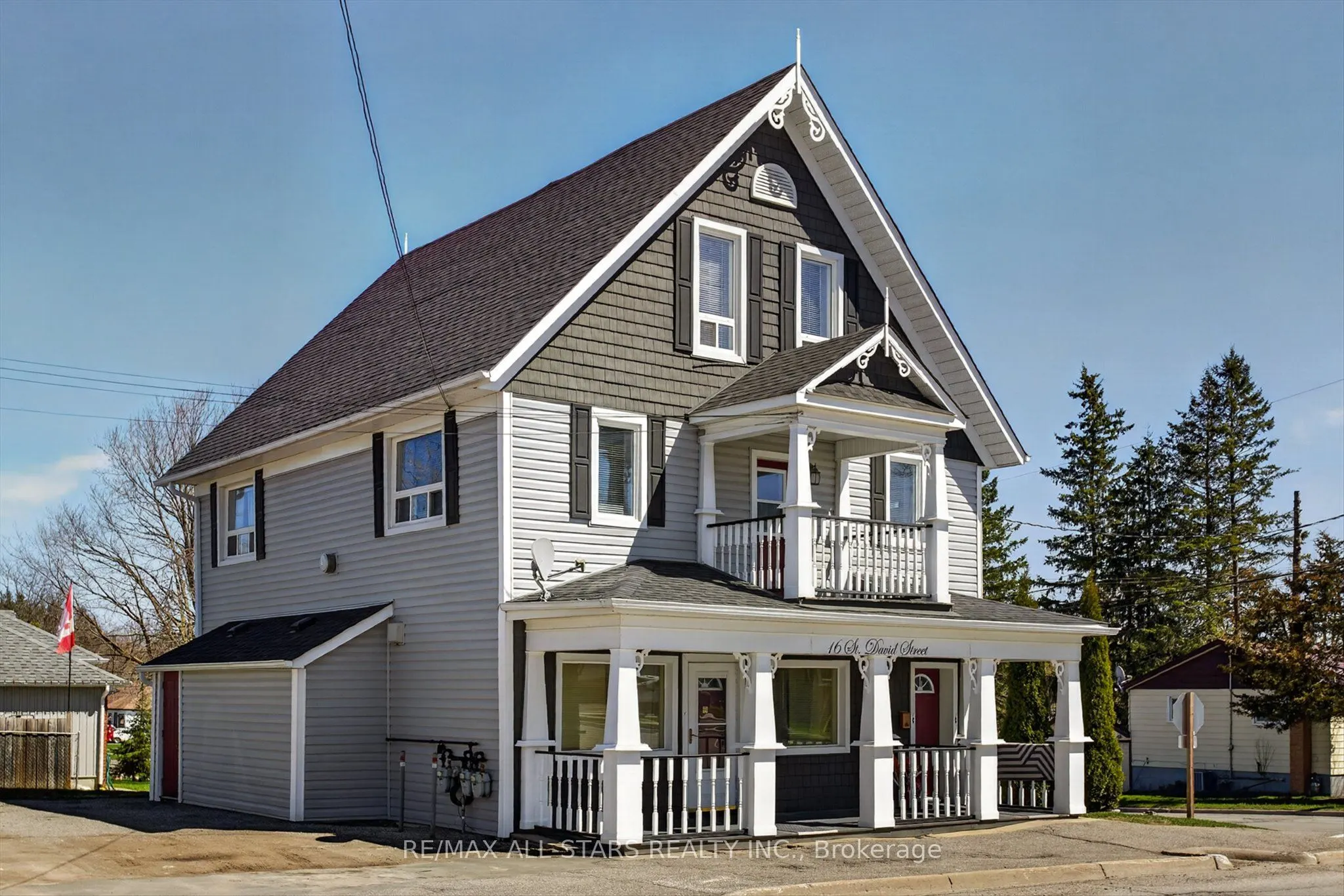 16 St David Street