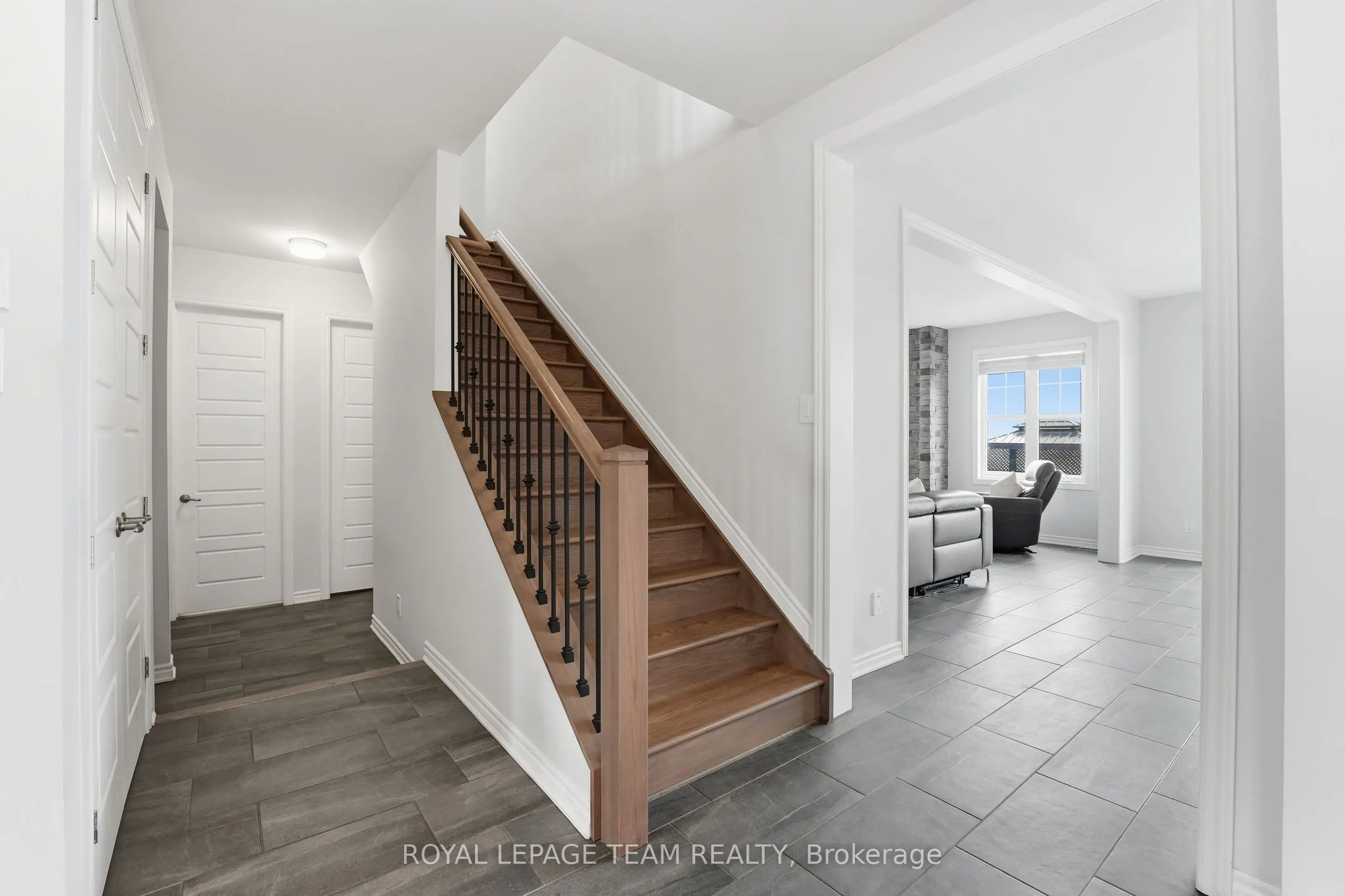 643 Rye Grass Way